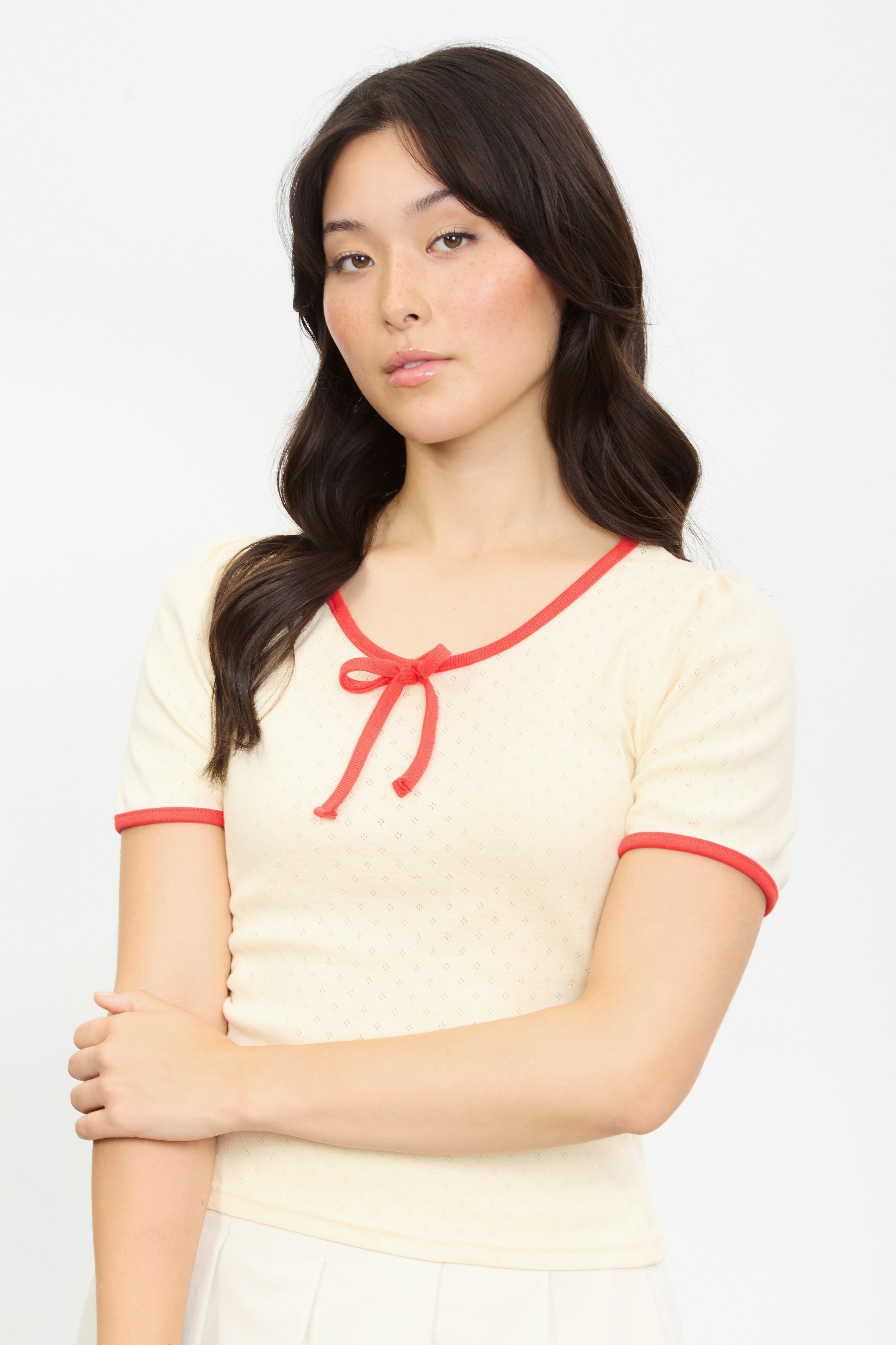 Ivory and red contrast trim bow front tee_1