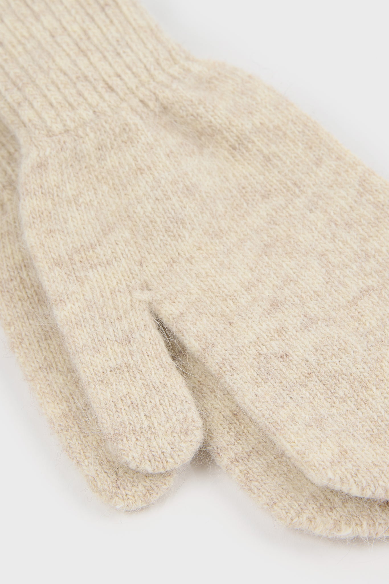 Ivory angora wool blend mittens_3