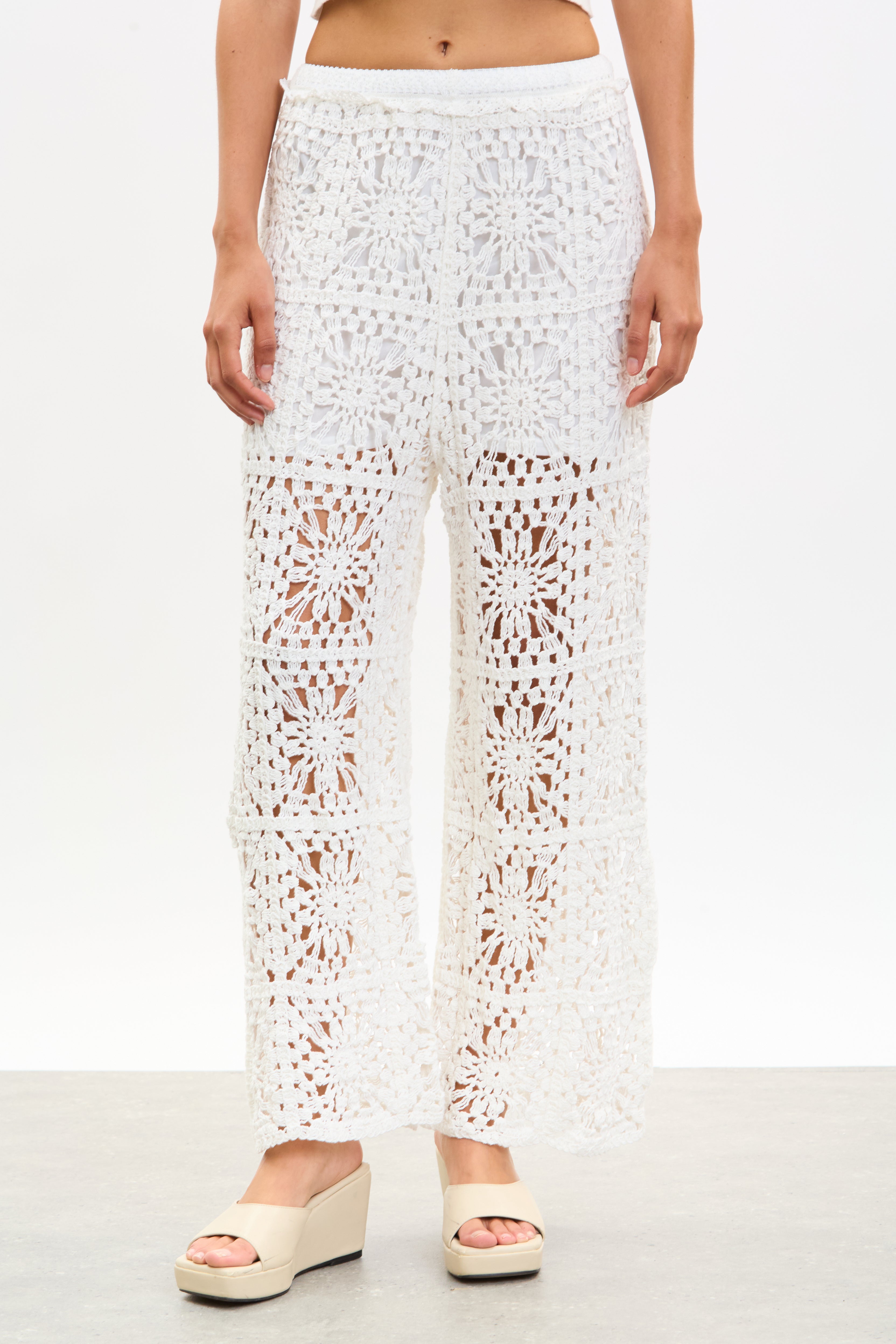 Ivory floral grid crochet trousers_1