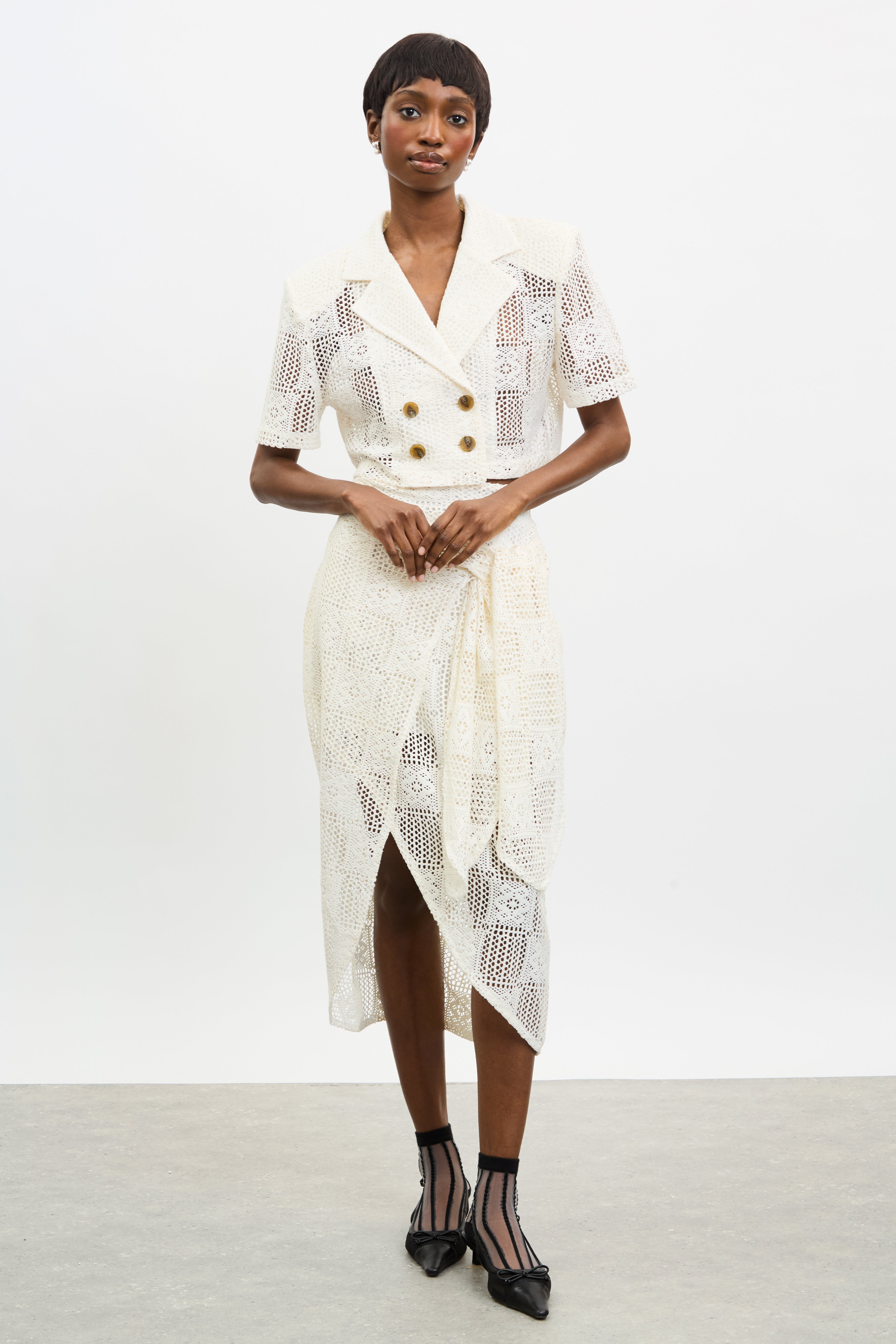 Ivory lace tie waist skirt_4