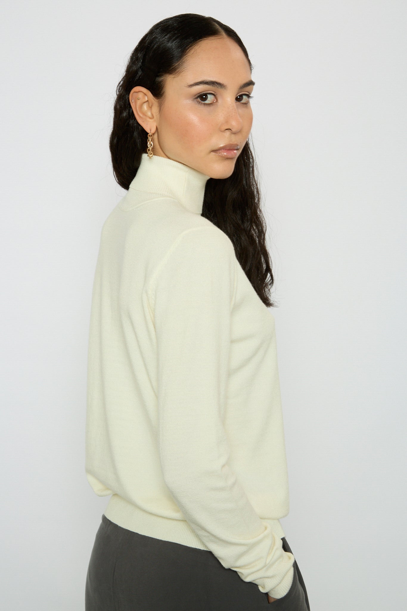 Ivory semi sheer thin knit turtleneck_2