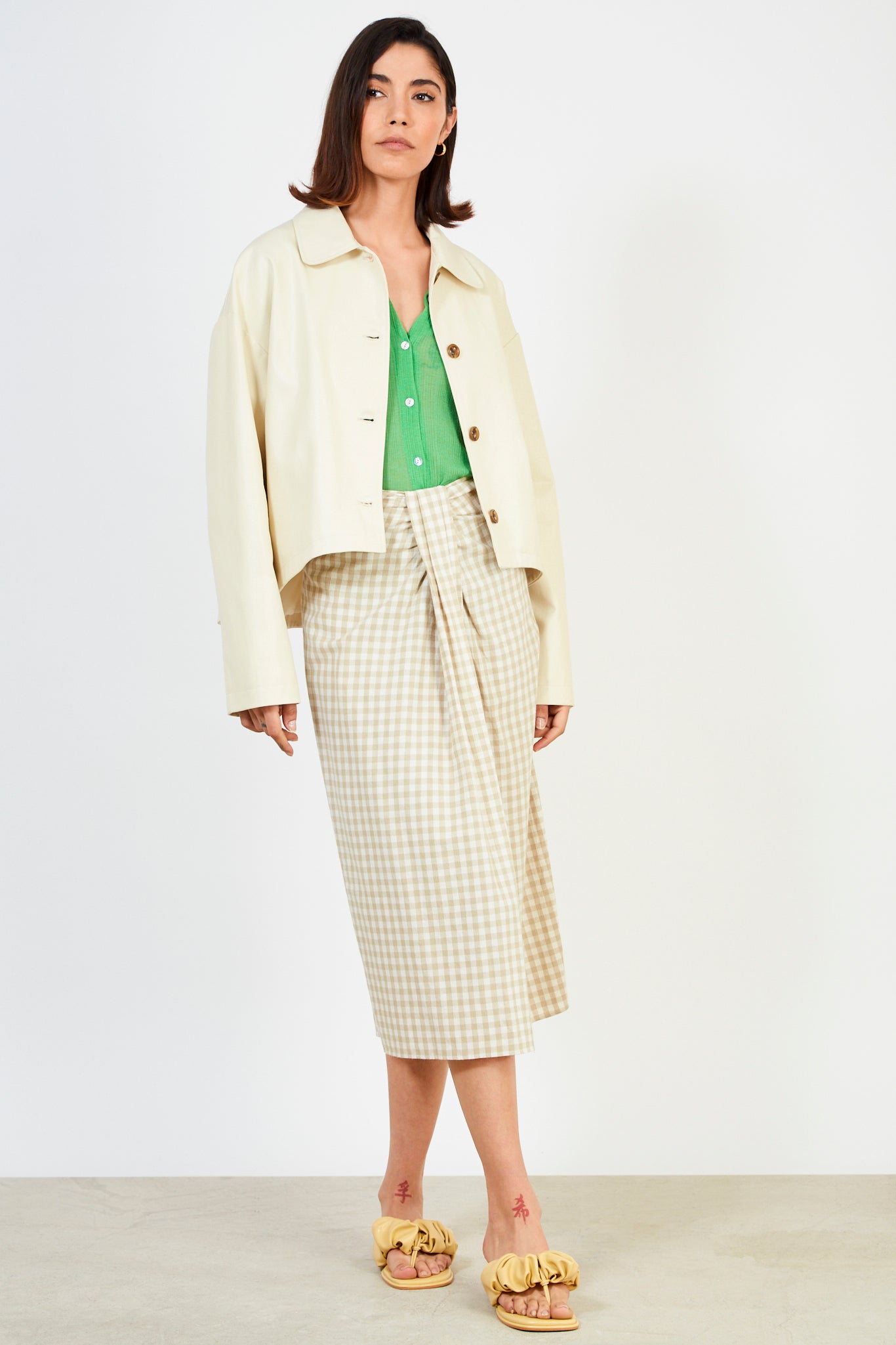 Ivory vegan leather short button up jacket_4