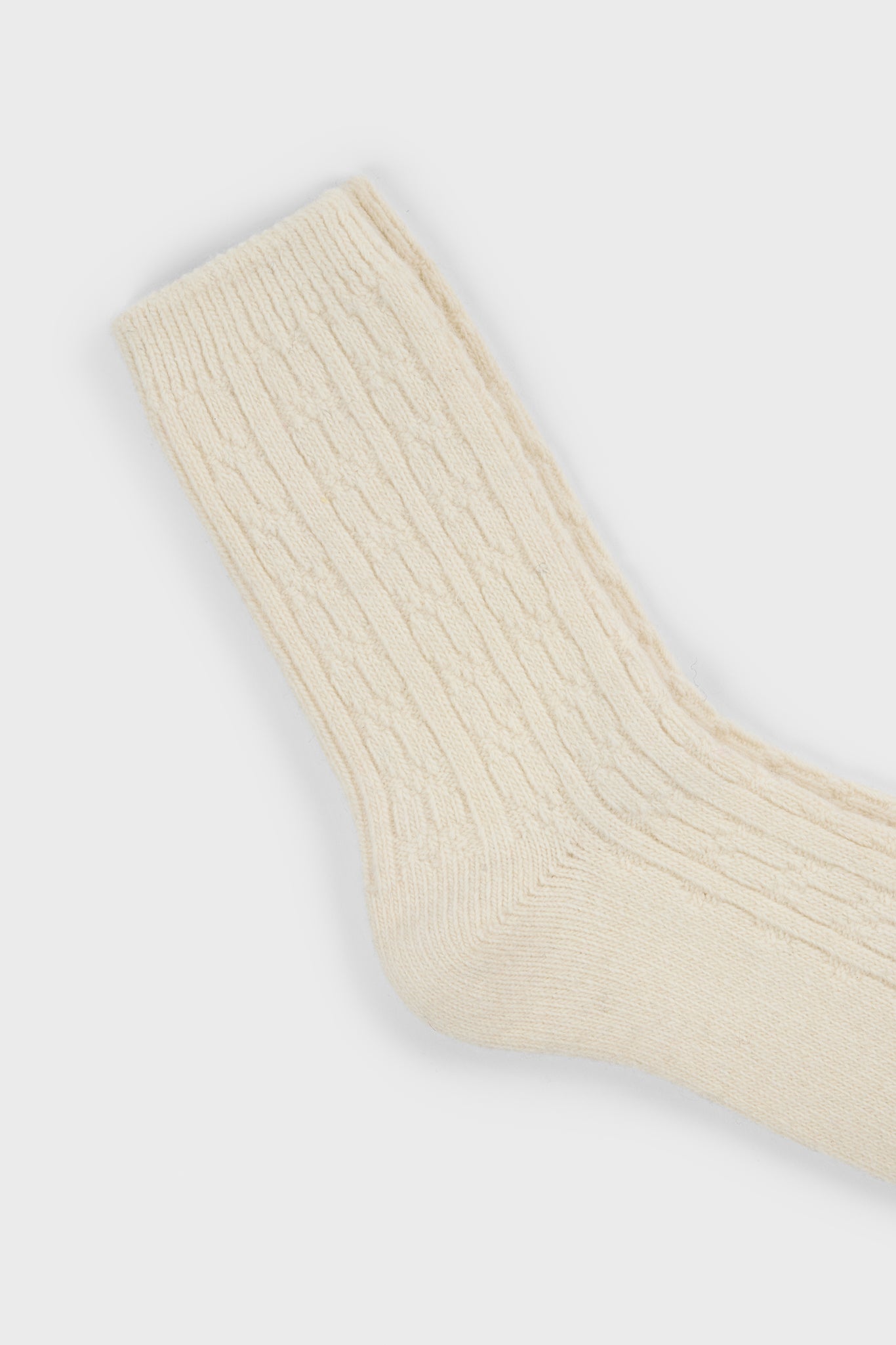 Ivory wool blend cableknit socks_2
