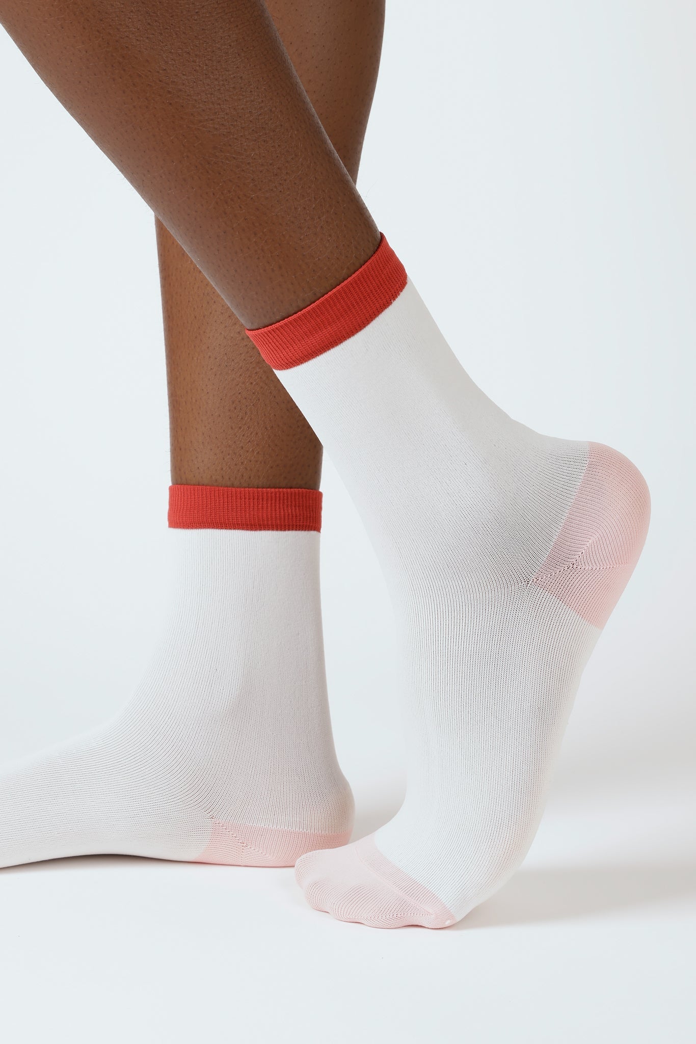 Ivory and pink colourblock socks_1