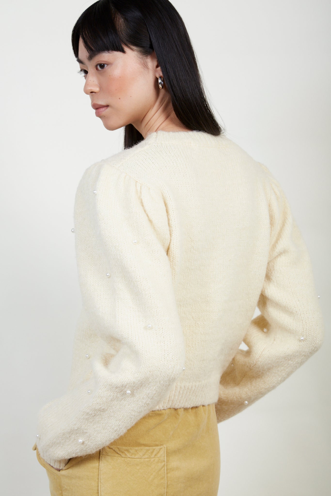 Ivory cableknit wool blend pearl jumper_4