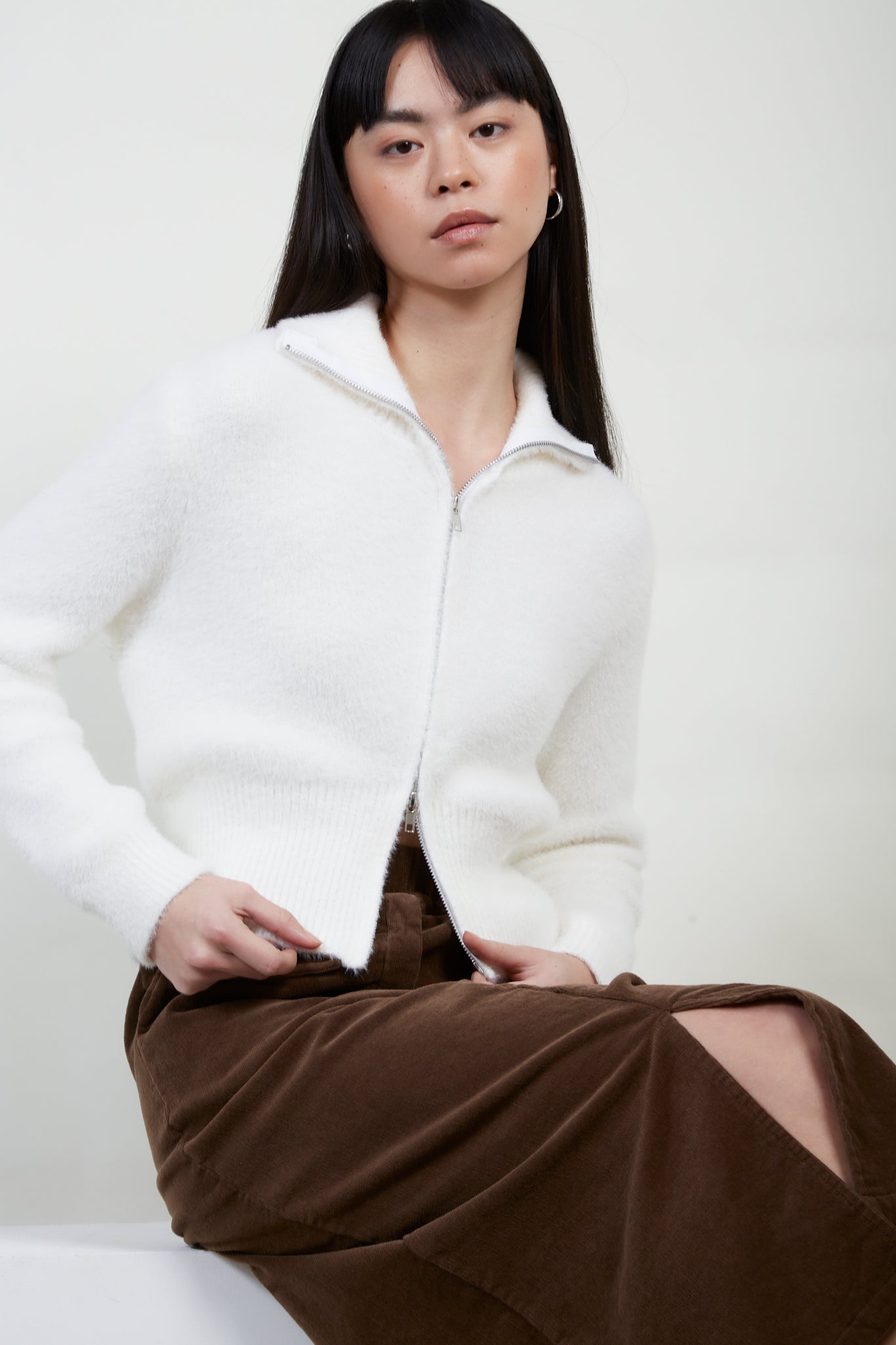 Ivory fuzzy mock neck zip cardigan_5