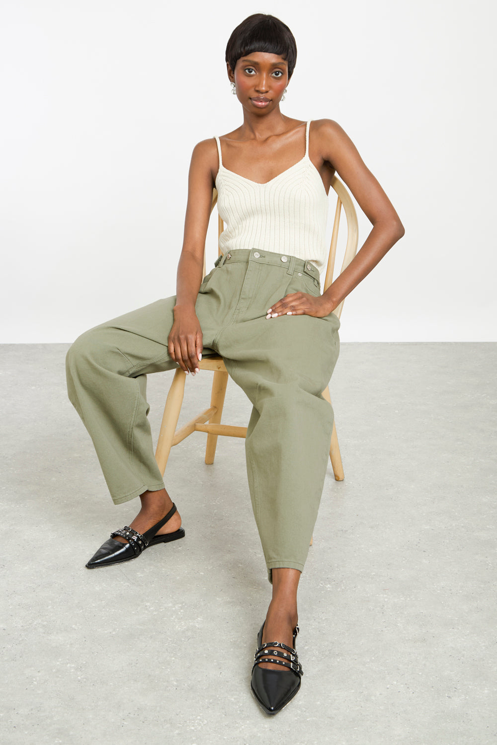 Khaki adjustable waist balloon leg trousers_5