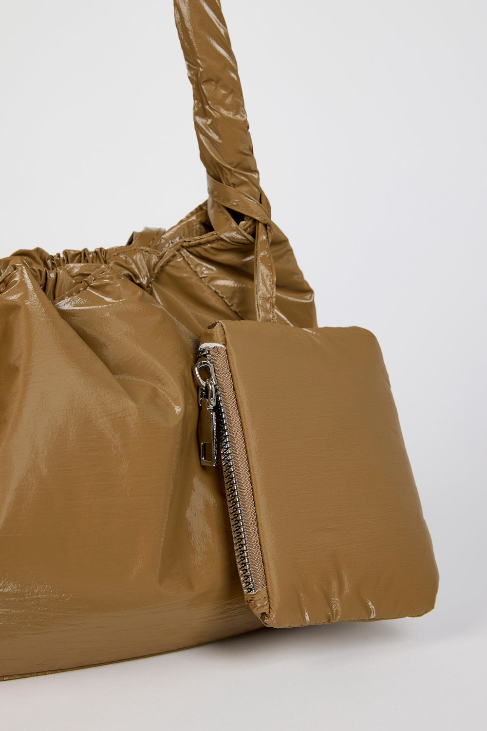 Khaki shiny puffer shoulder bag_3