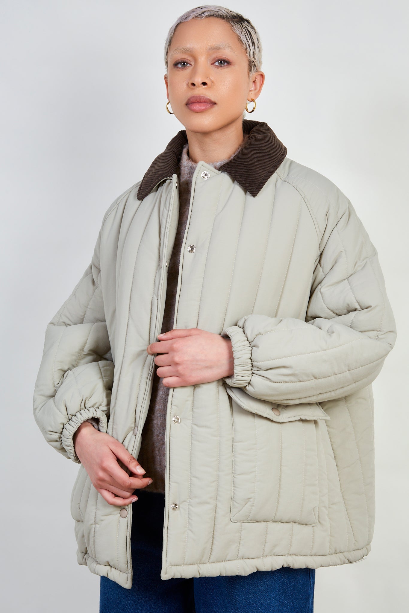 Khaki circle quilted coat_1