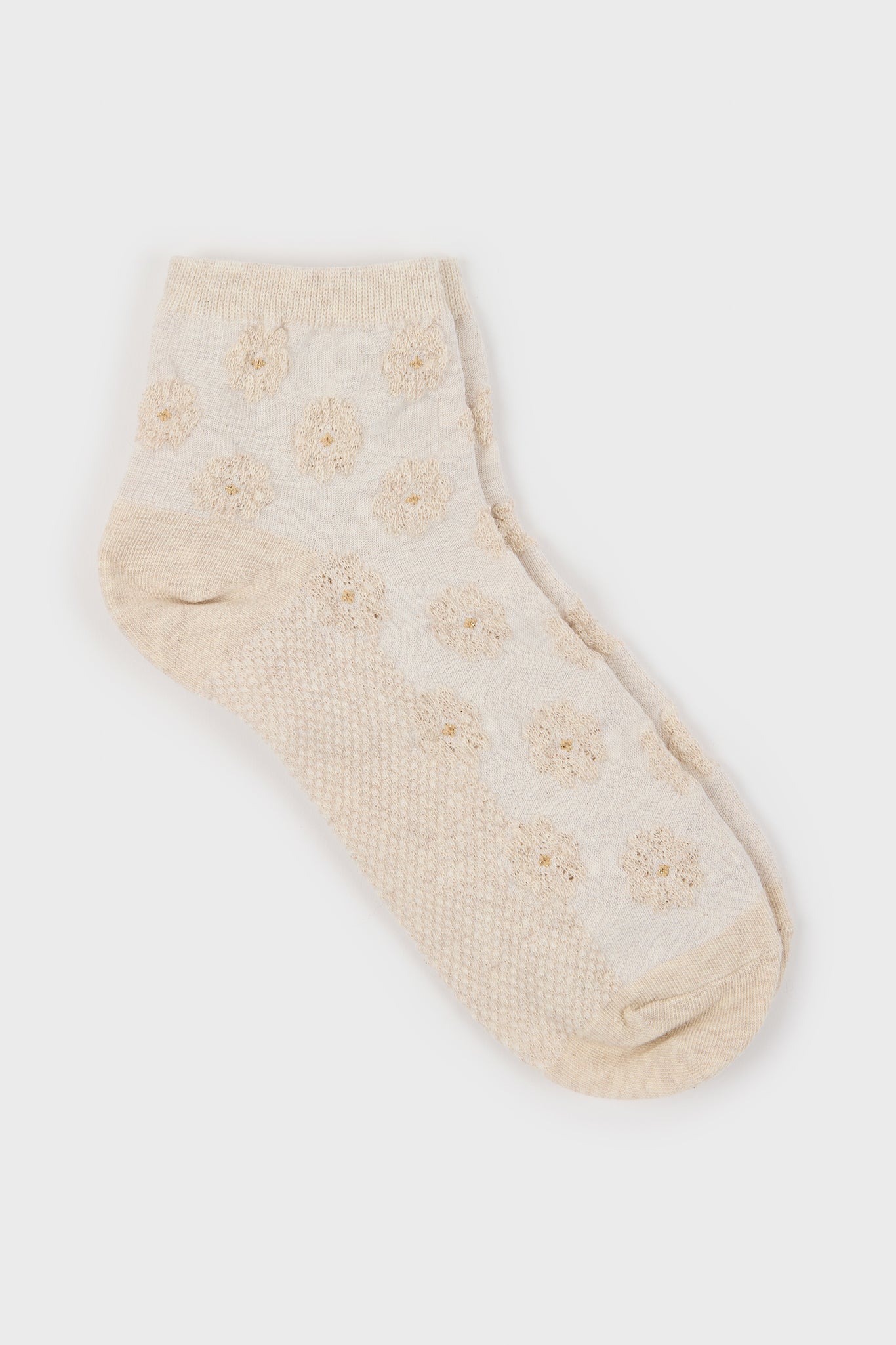 Light beige floral tuft ankle socks_1