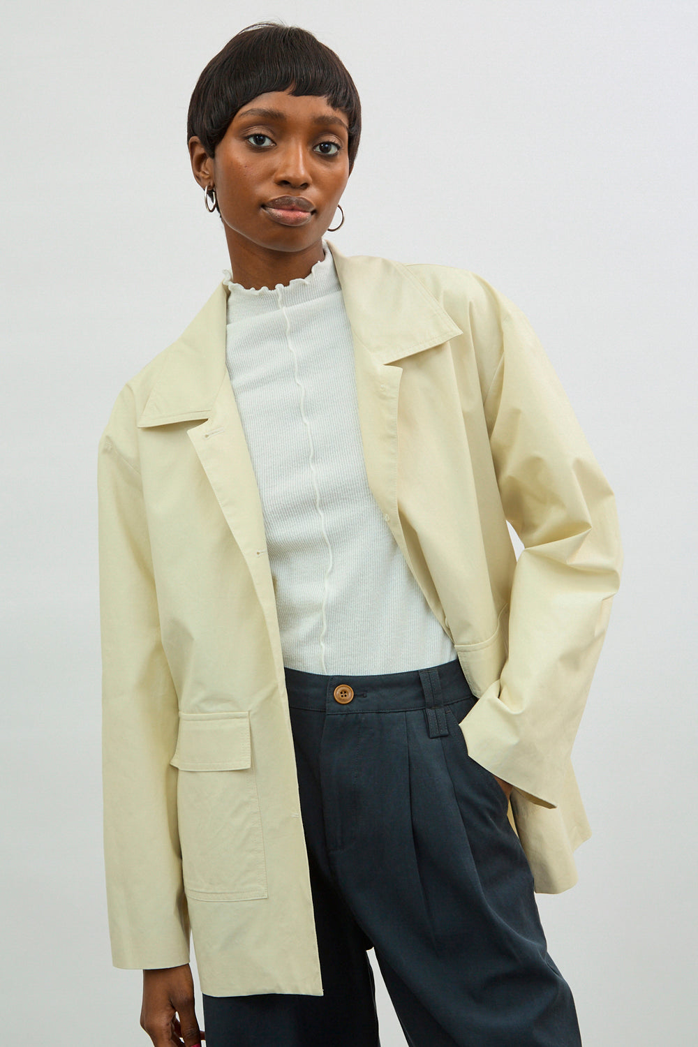 Light beige patch pocket jacket_2