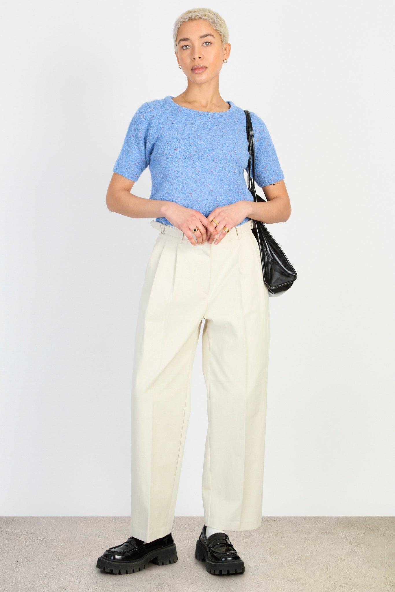 Light beige thick double side belted trousers_4