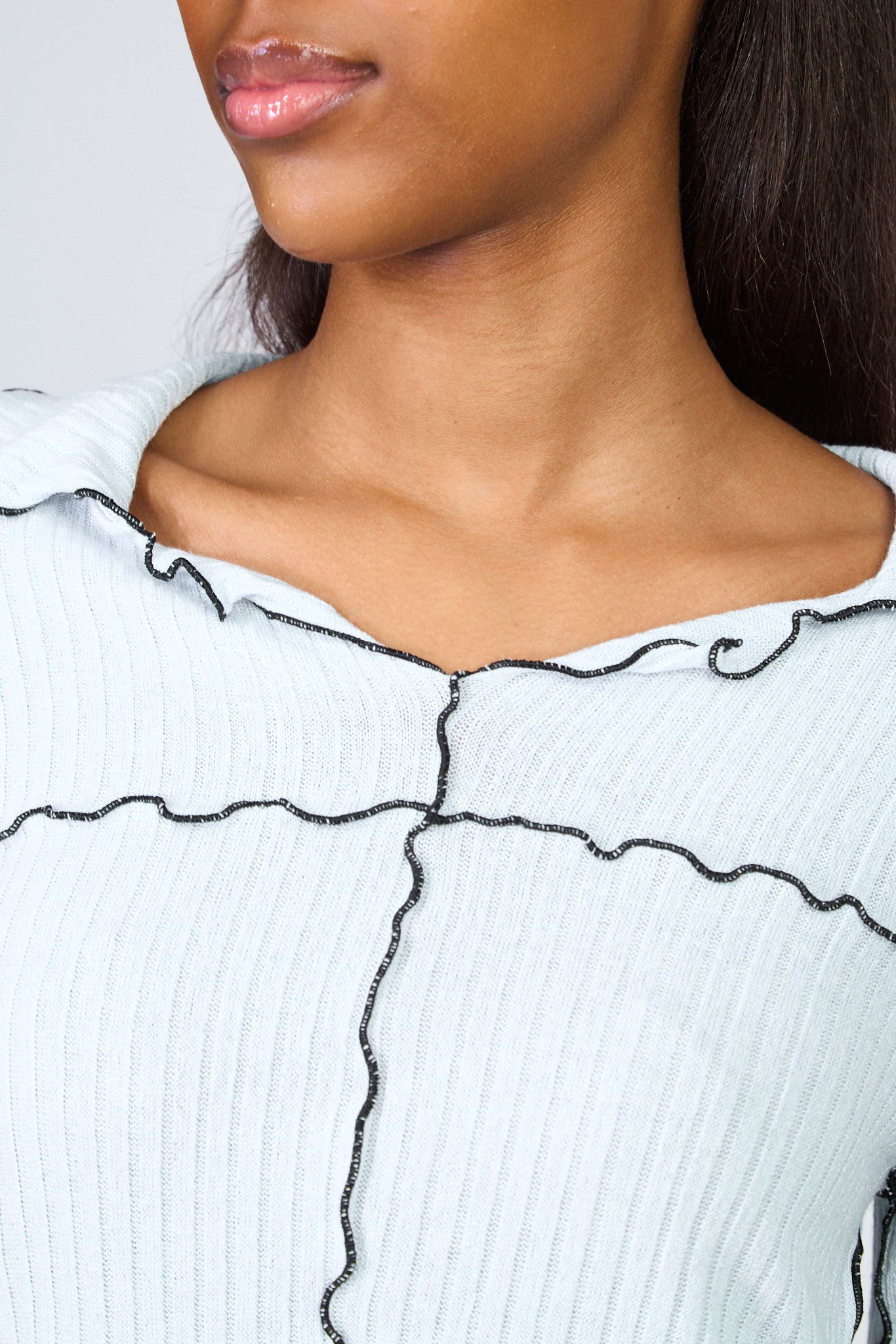 Light blue and black trim collar top_3
