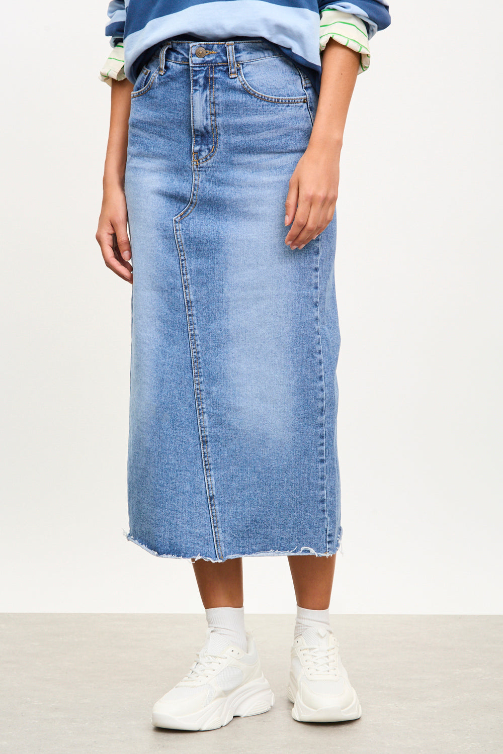 Light blue back slit denim skirt_1
