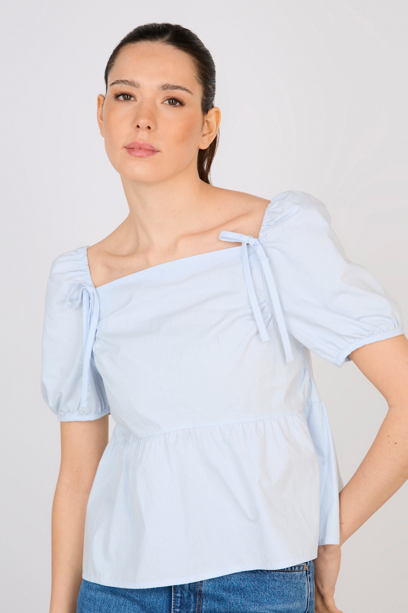 Light blue double bow puff short sleeve top_1