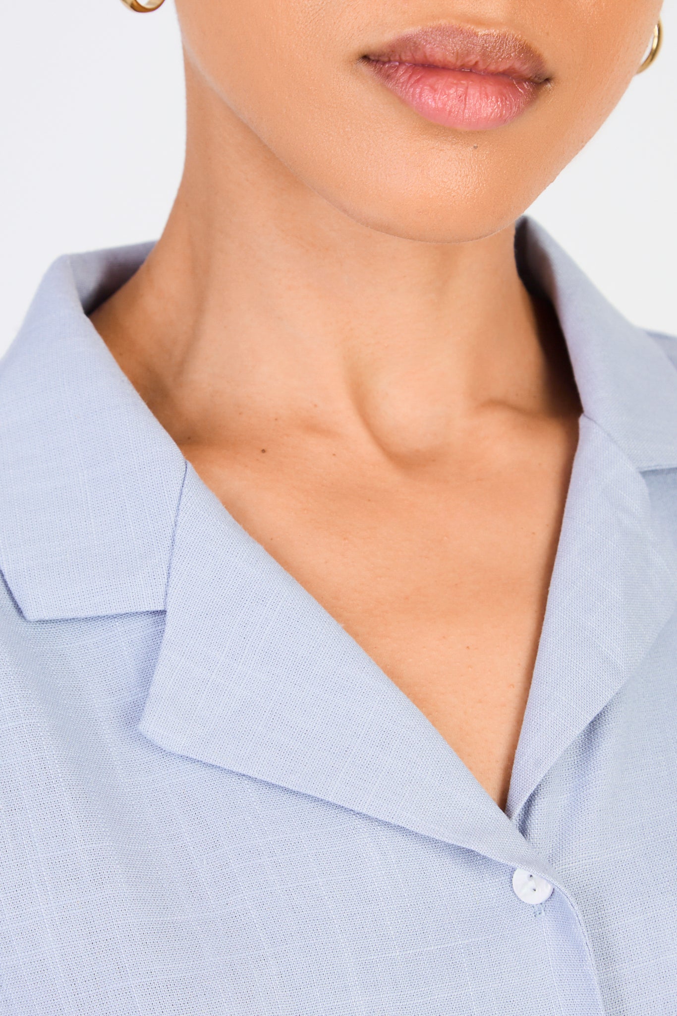 Light blue linen blend short sleeved shirt blouse_3