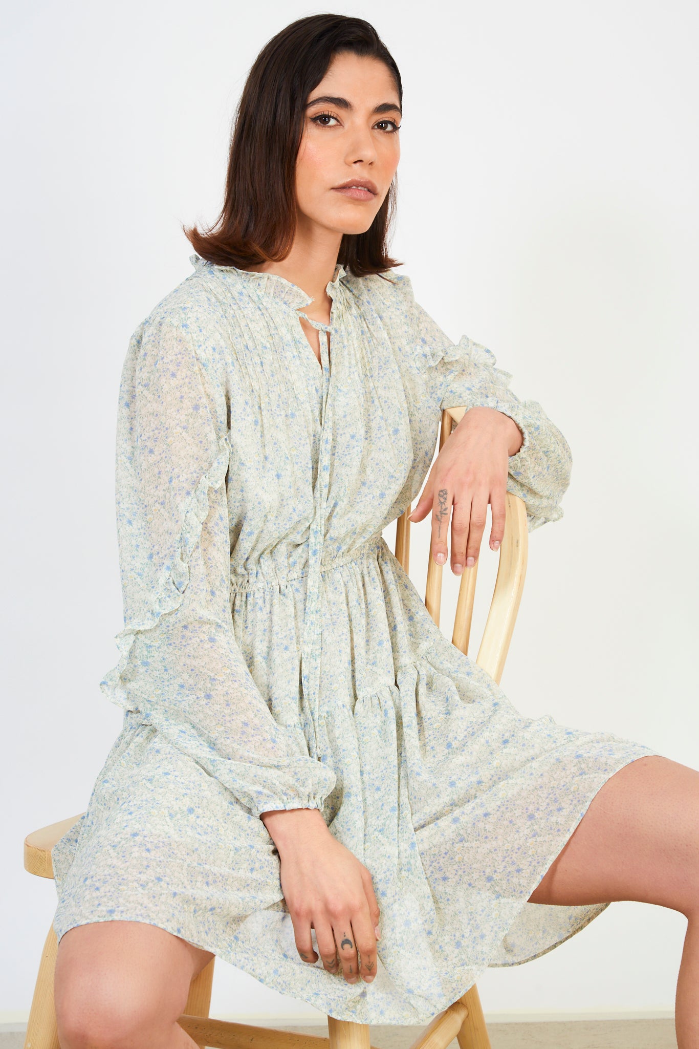 Light green and blue ditsy floral print frill trim dress_5