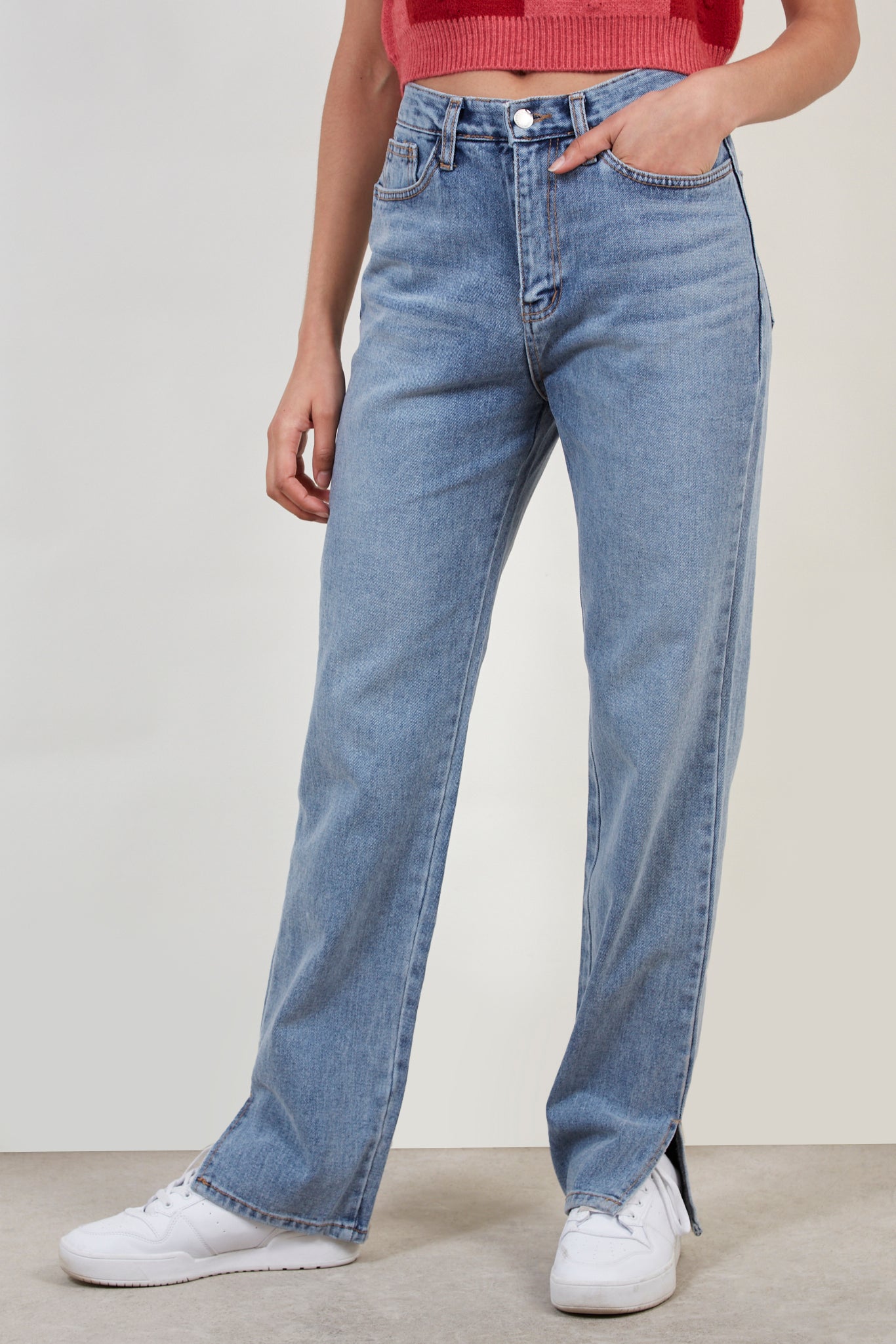 Light blue recycled cotton slit hem jeans_1