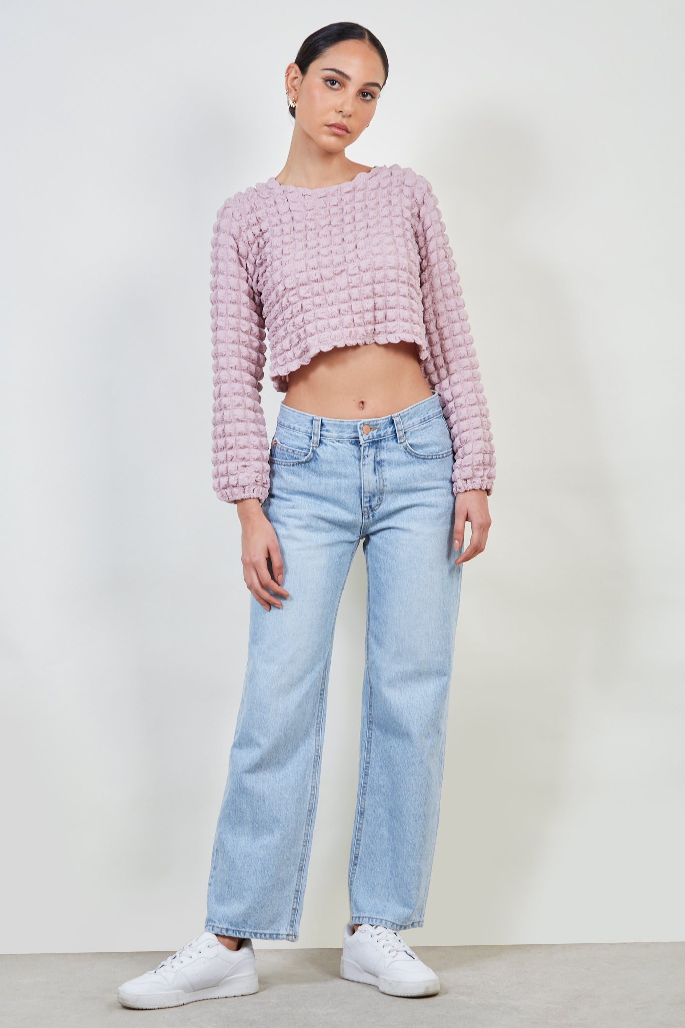 Light blue stove pipe jeans_3