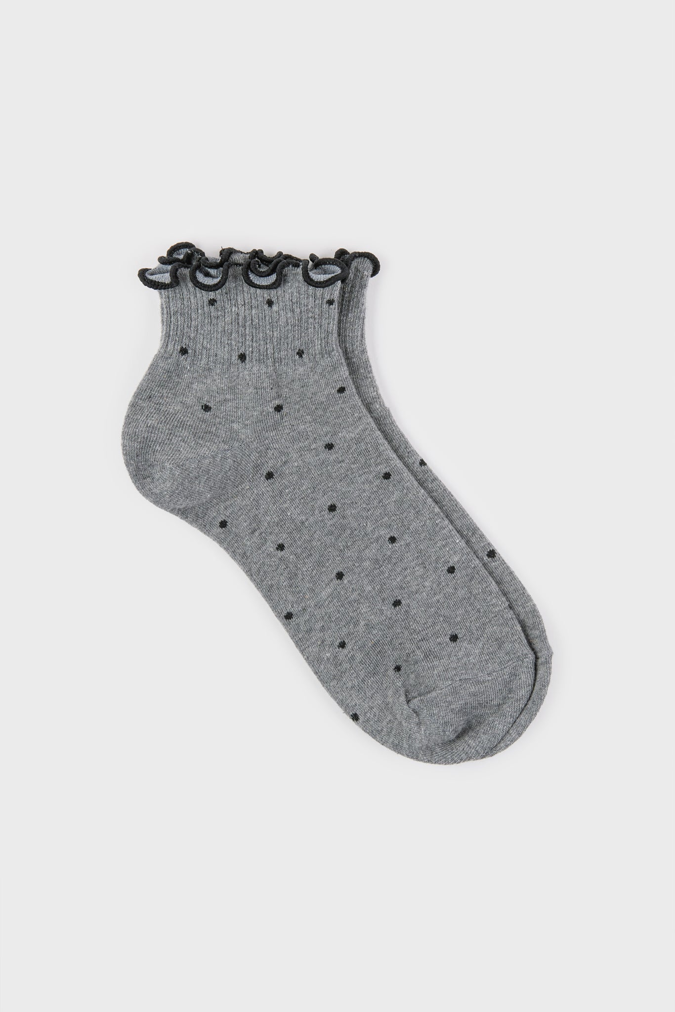 Light grey and black polka dot ruffle trim socks_2