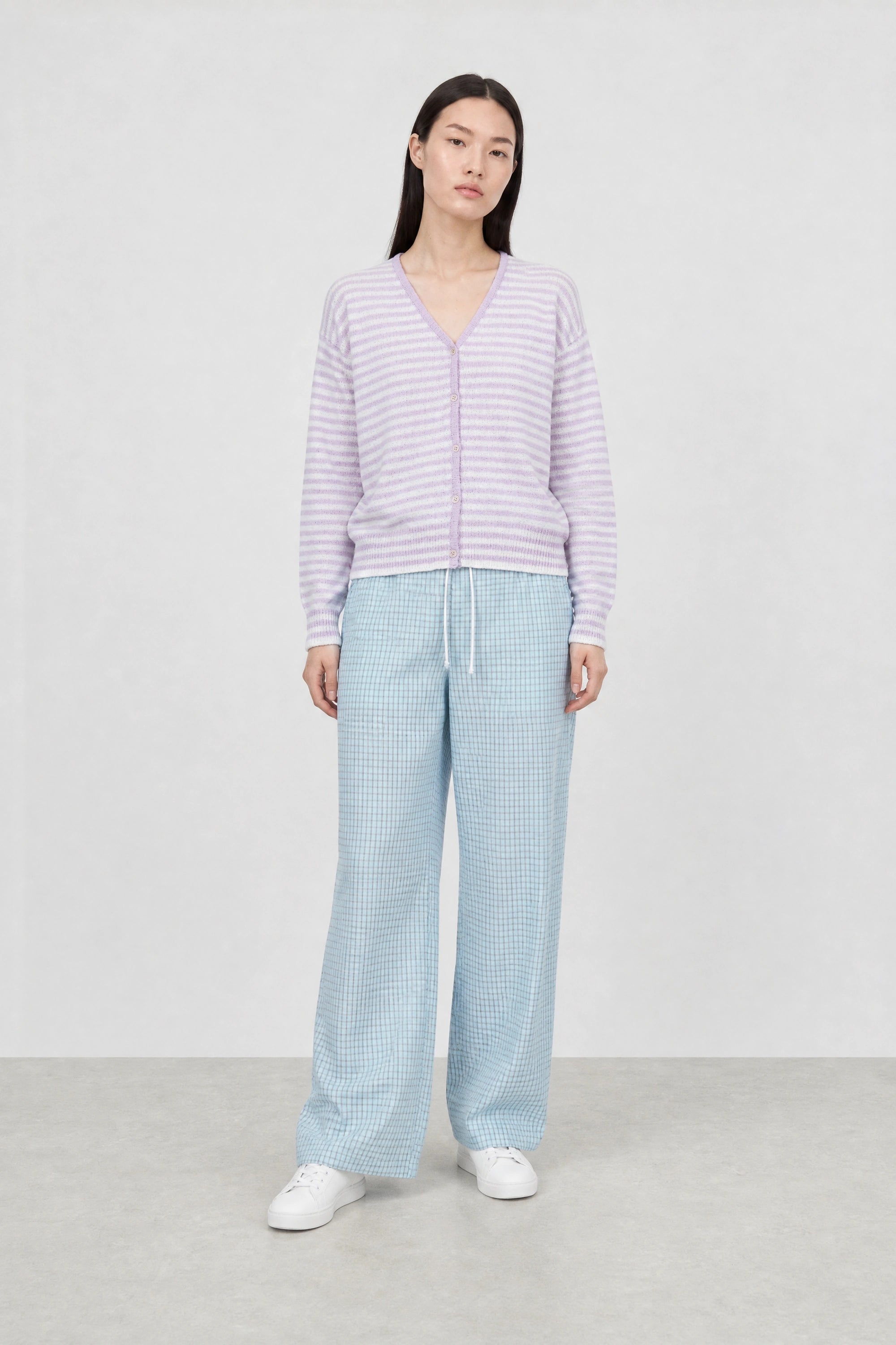 Lilac and white lilen blend thin striped contrast trim cardigan_4
