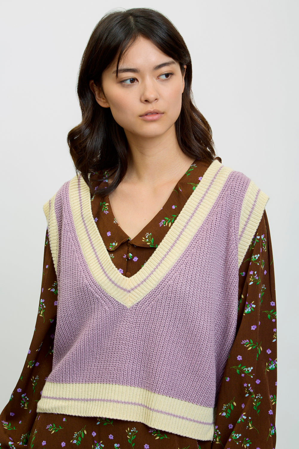 Lilac deep V varsity sweater vest_1