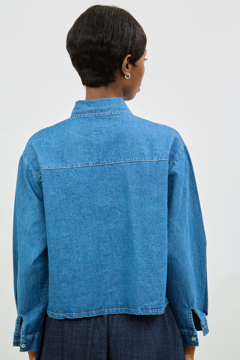Mid blue denim short pocket front shirt_2