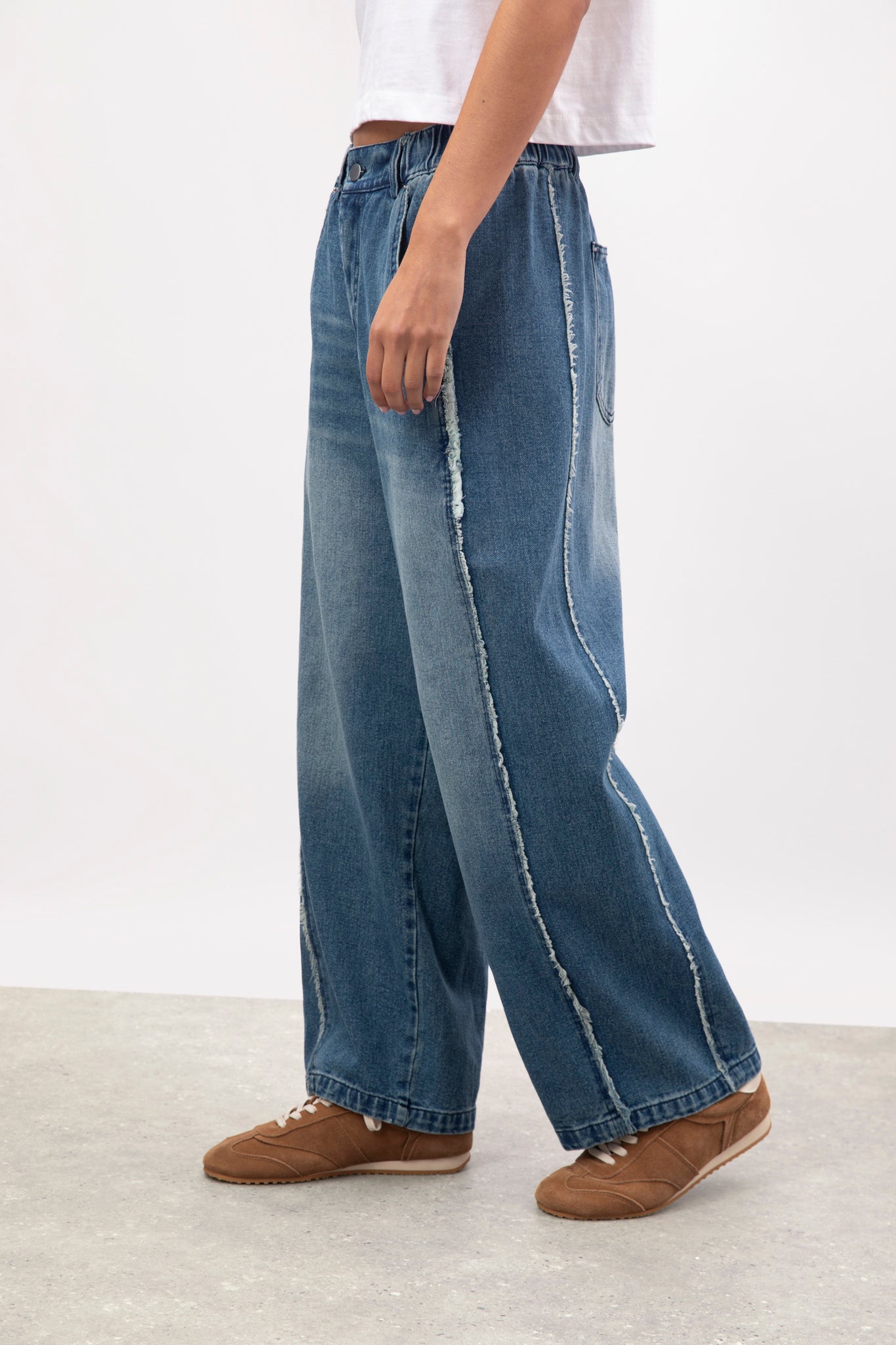 Mid blue frayed seam wide leg jeans_1