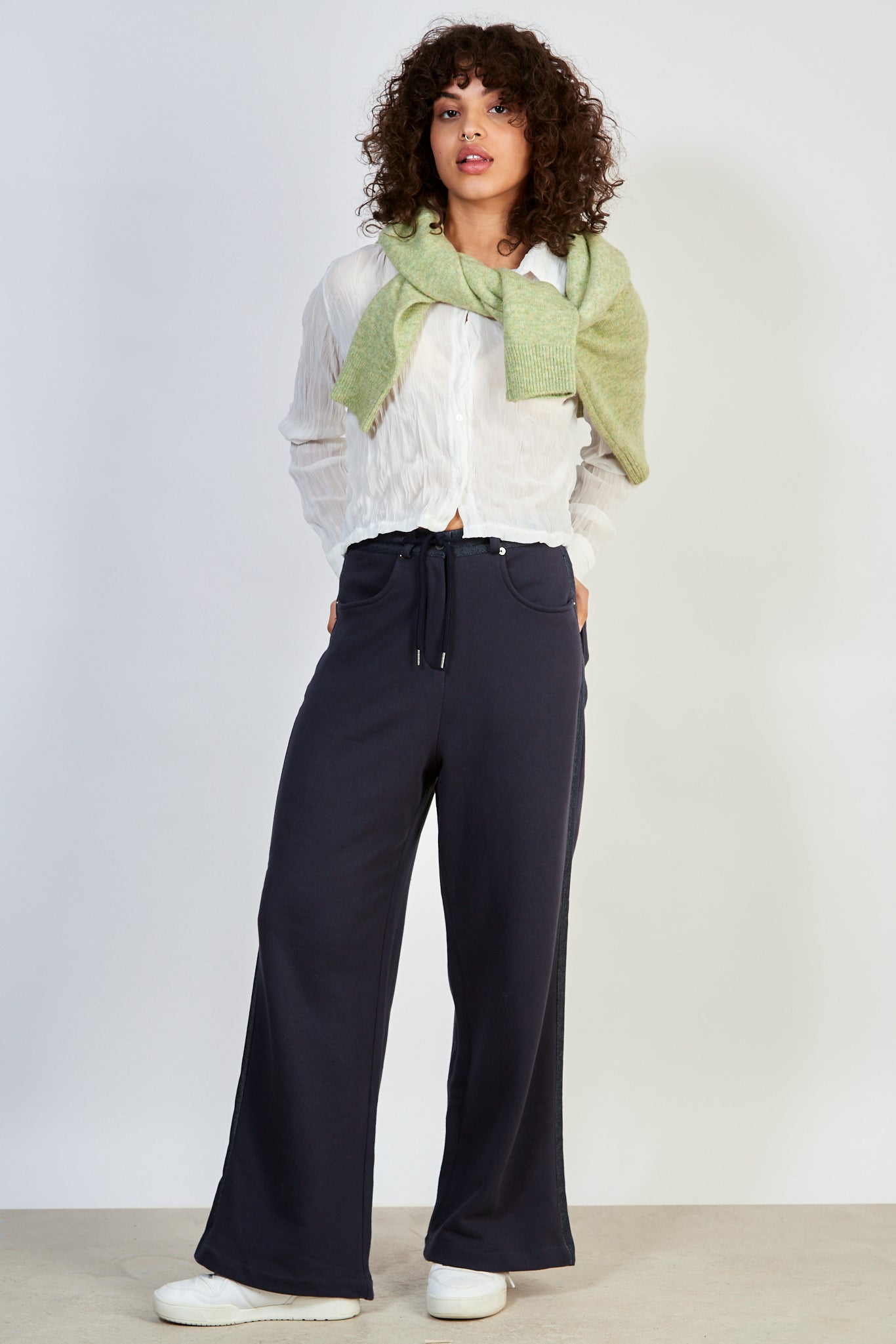 Blue denim and navy sweatpants_3