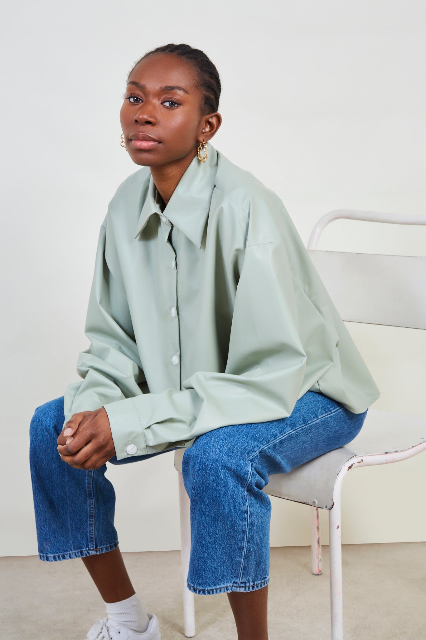 Mint vegan leather cropped shirt_5