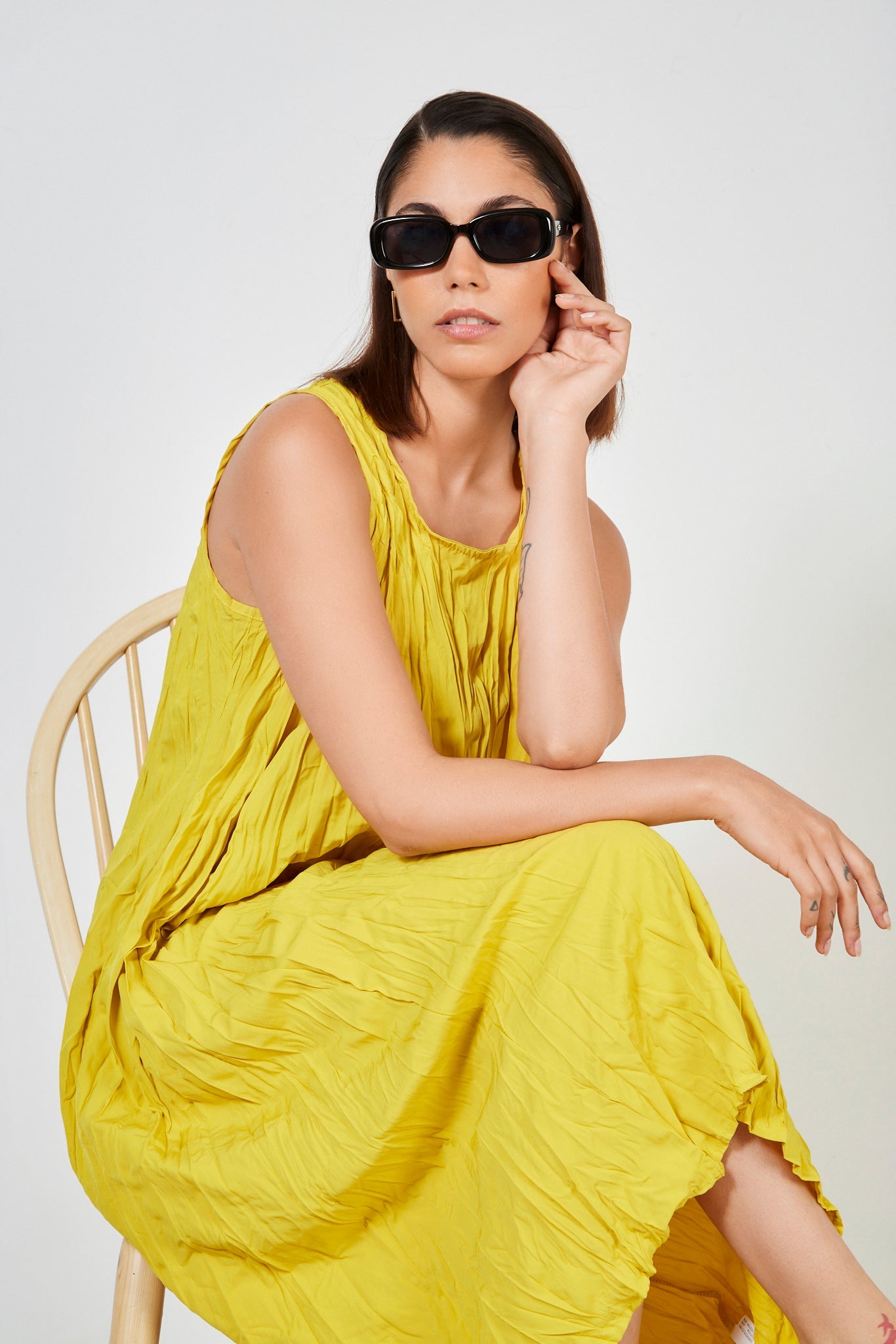 Mustard wrinkled simple shift dress_1