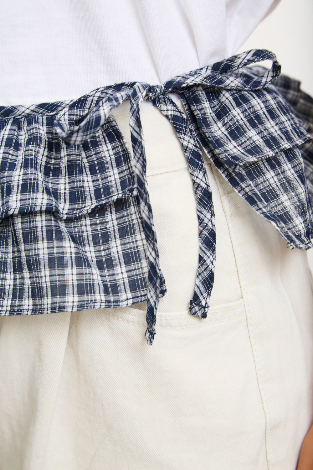 Navy and white tiny plaid ruffled belt_3
