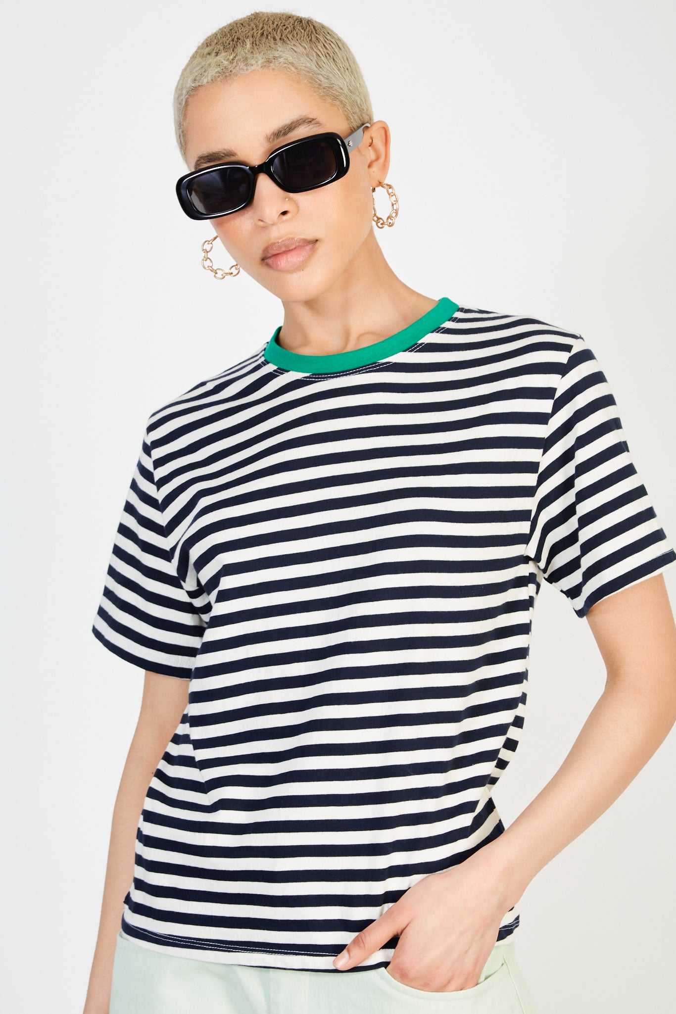 Navy striped green collar tee_1