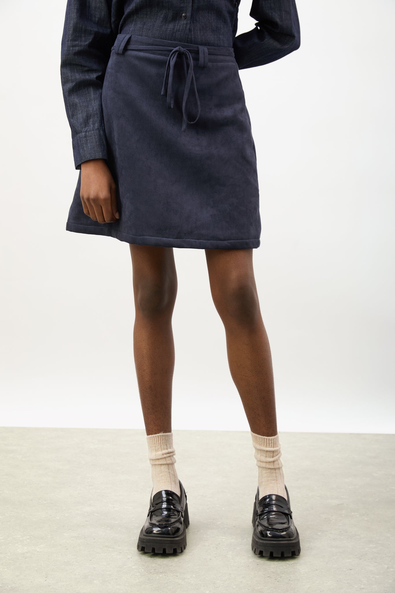 Navy vegan suede mini skirt_1