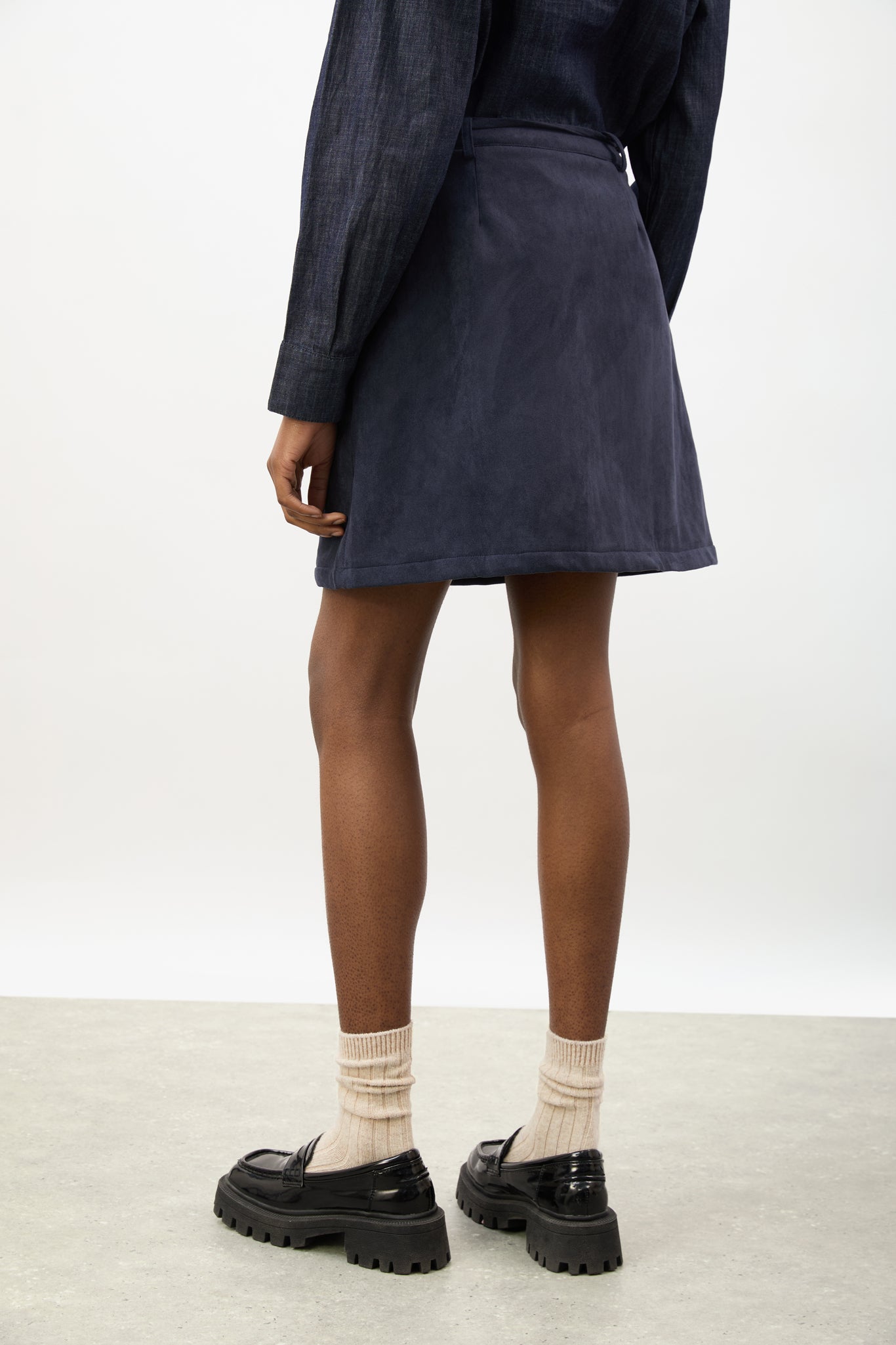 Navy vegan suede mini skirt_2