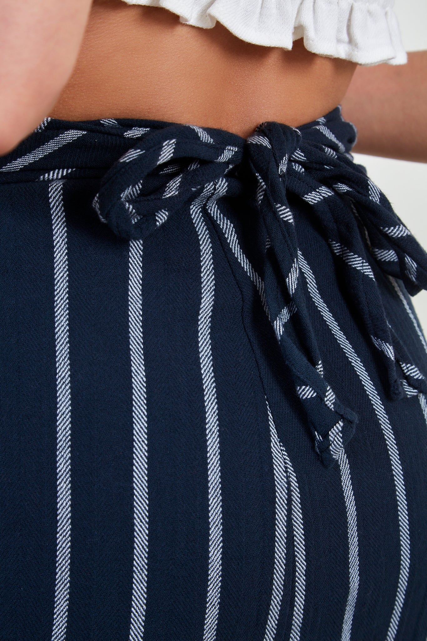Navy and thick white stripe wrap skirt_4