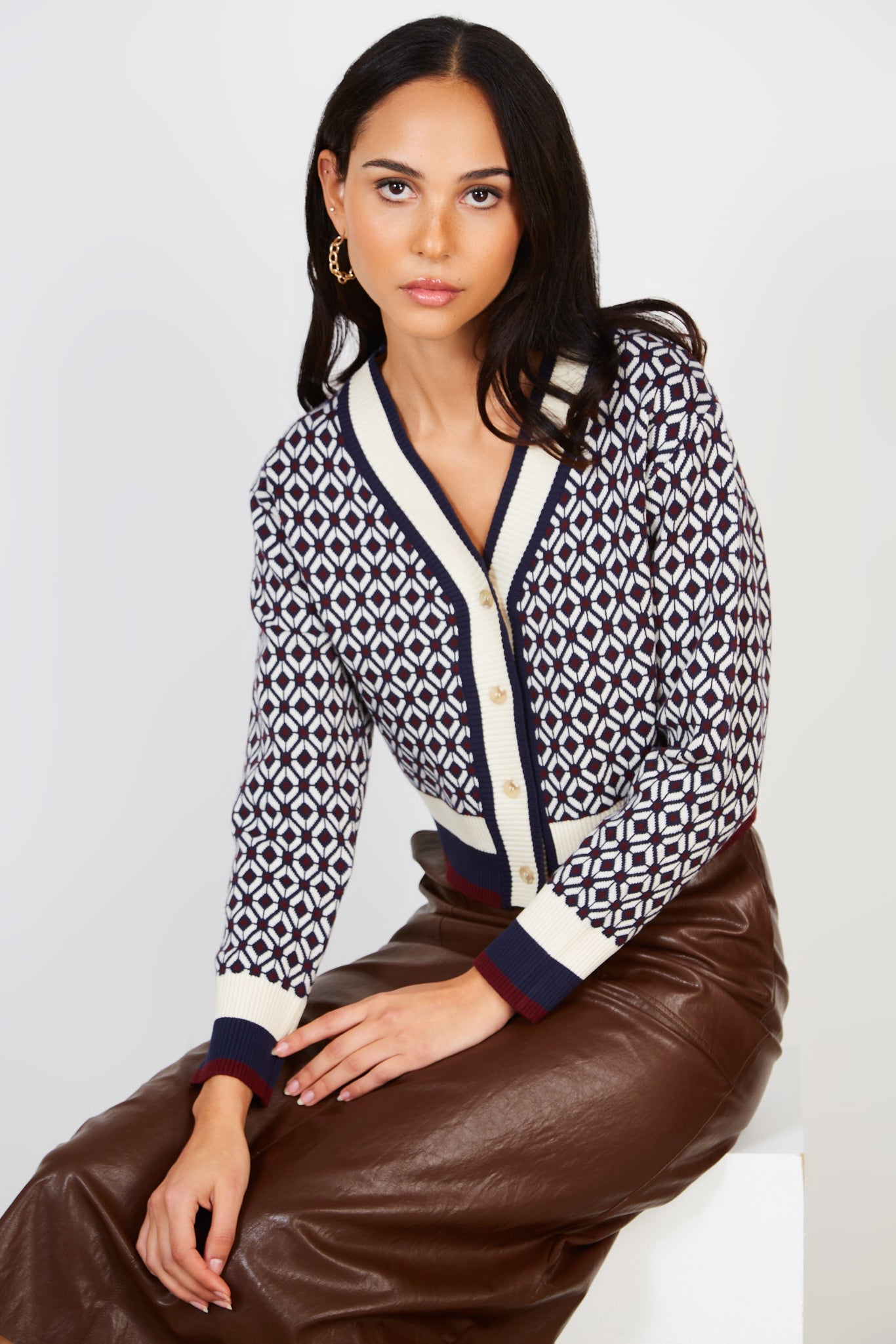 Navy blue graphic ivory trim cardigan_5