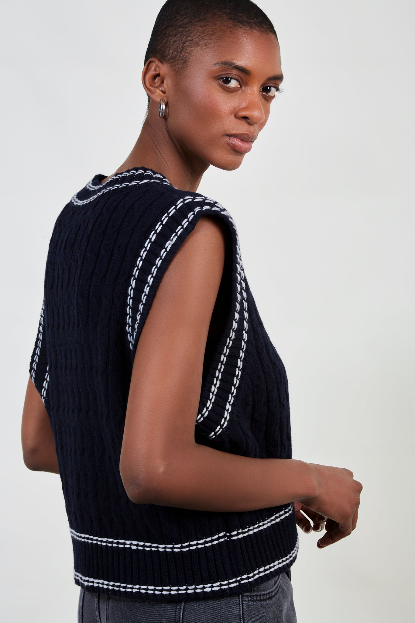 Navy dotted varsity trim sweater vest_2