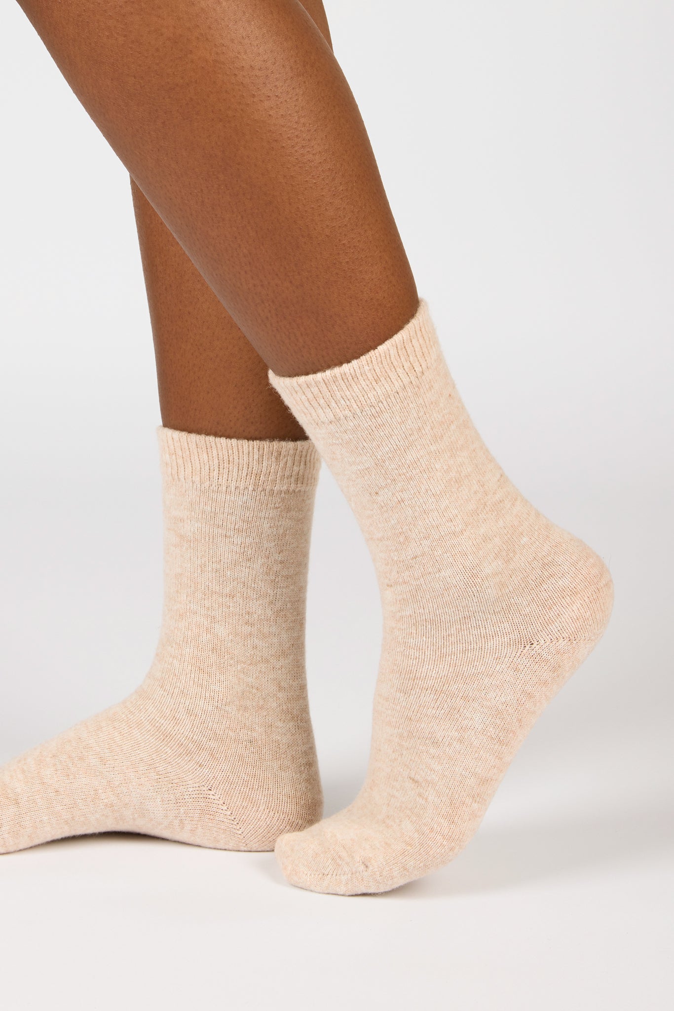 Oatmeal smooth cashmere wool blend socks_3