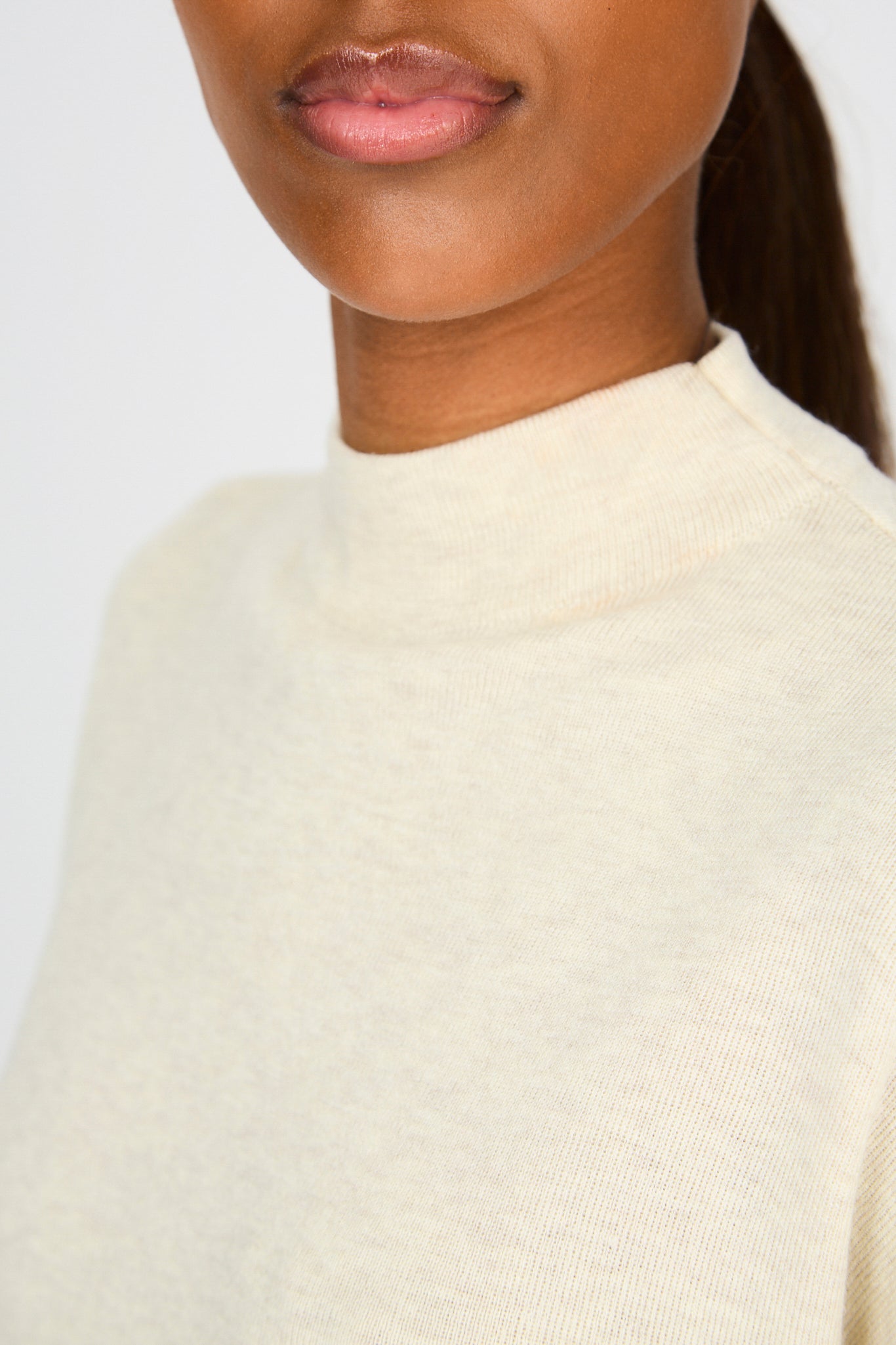 Oatmeal wool blend beige short sleeved mock neck knit top_3