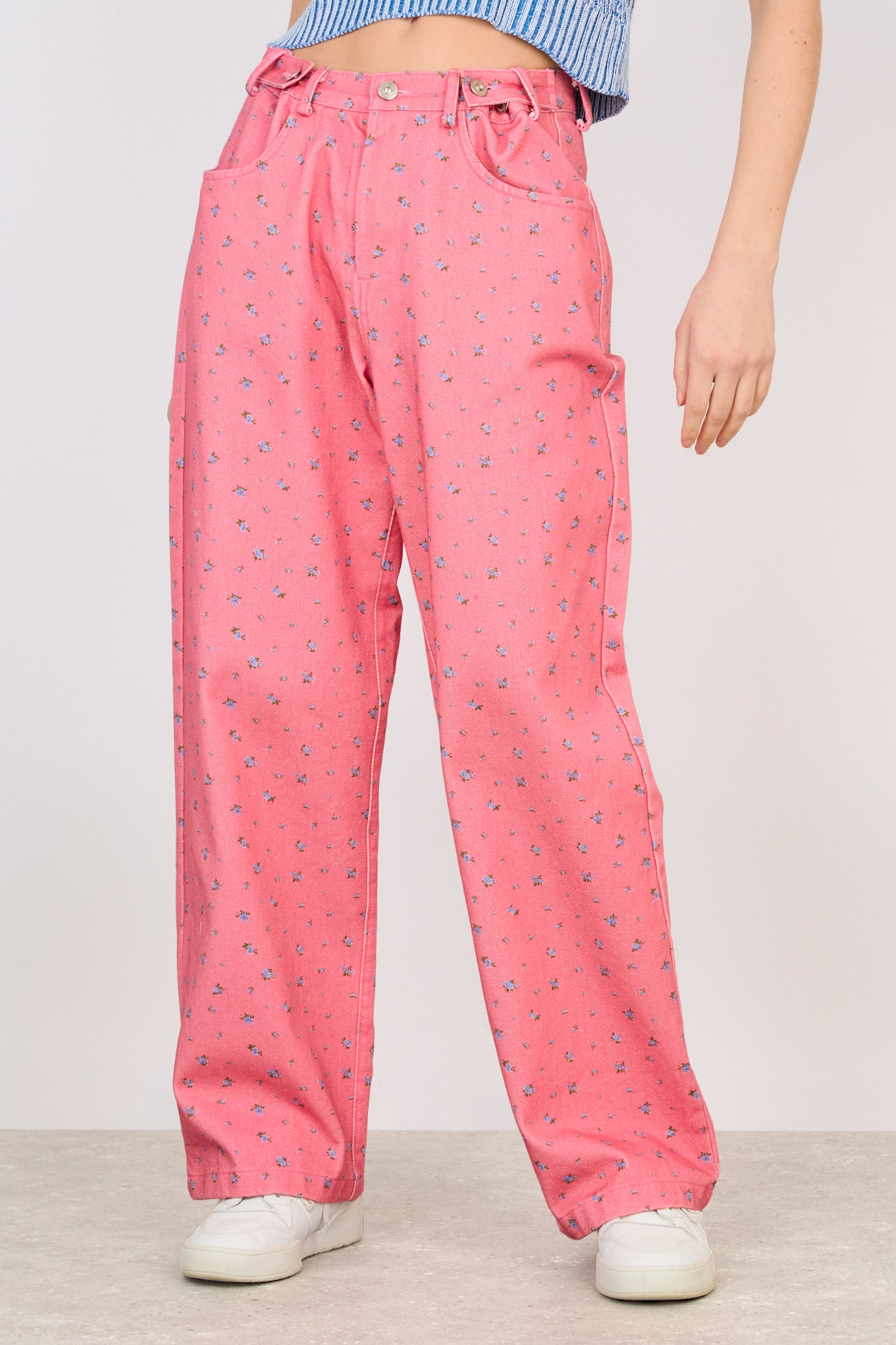 Pink floral adjustable waist double button jeans_1