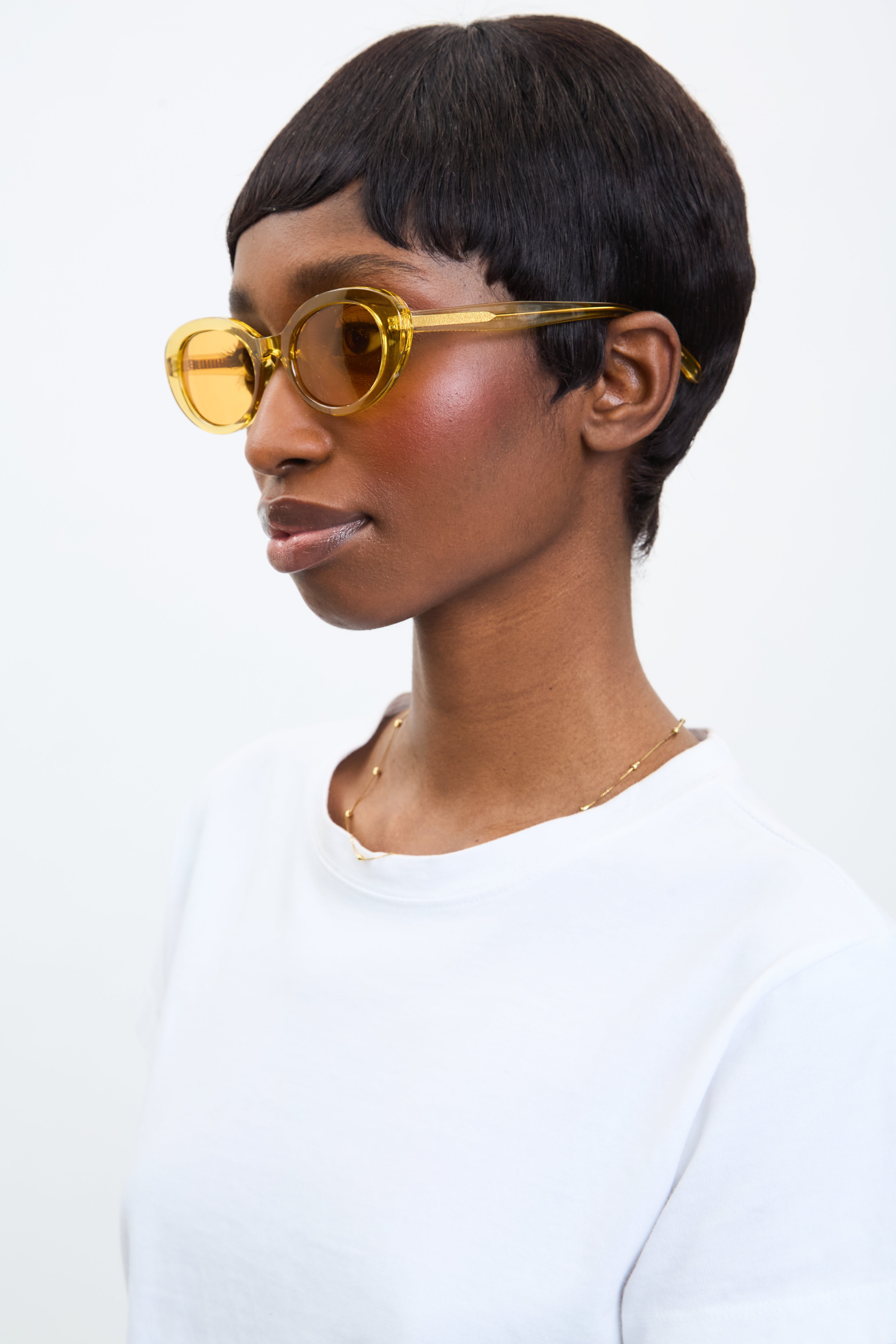 Pale orange tinted cat eye sunglasses_4