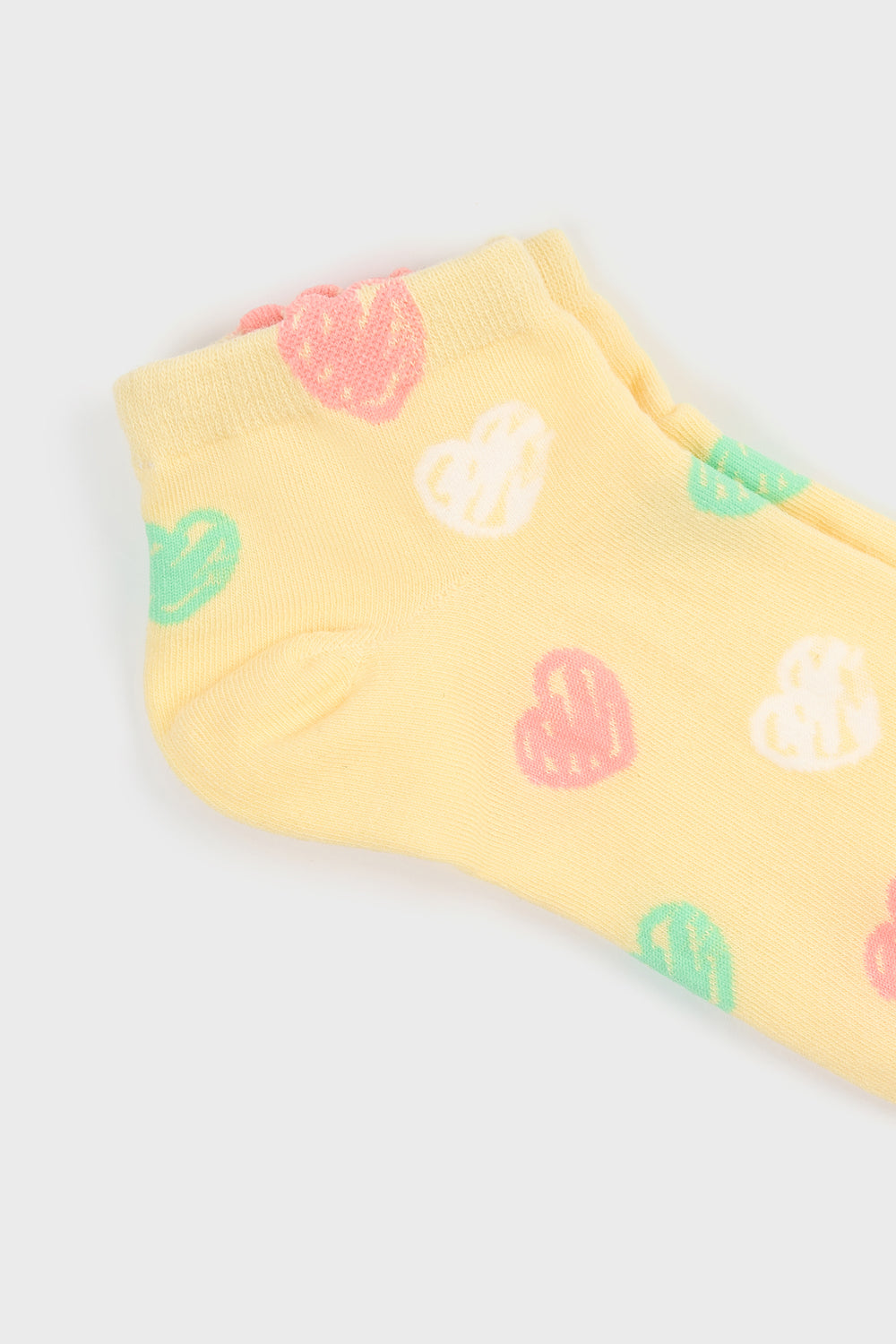 Pale yellow scribble hearts pop socks_4