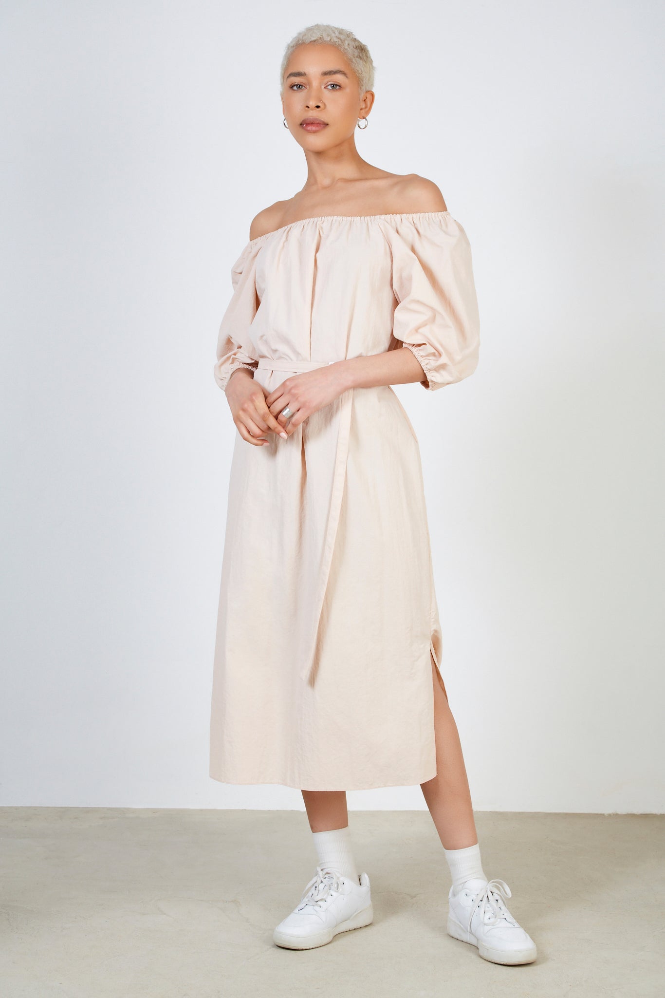 Pale pink puff sleeve belted off shoulder dress_1