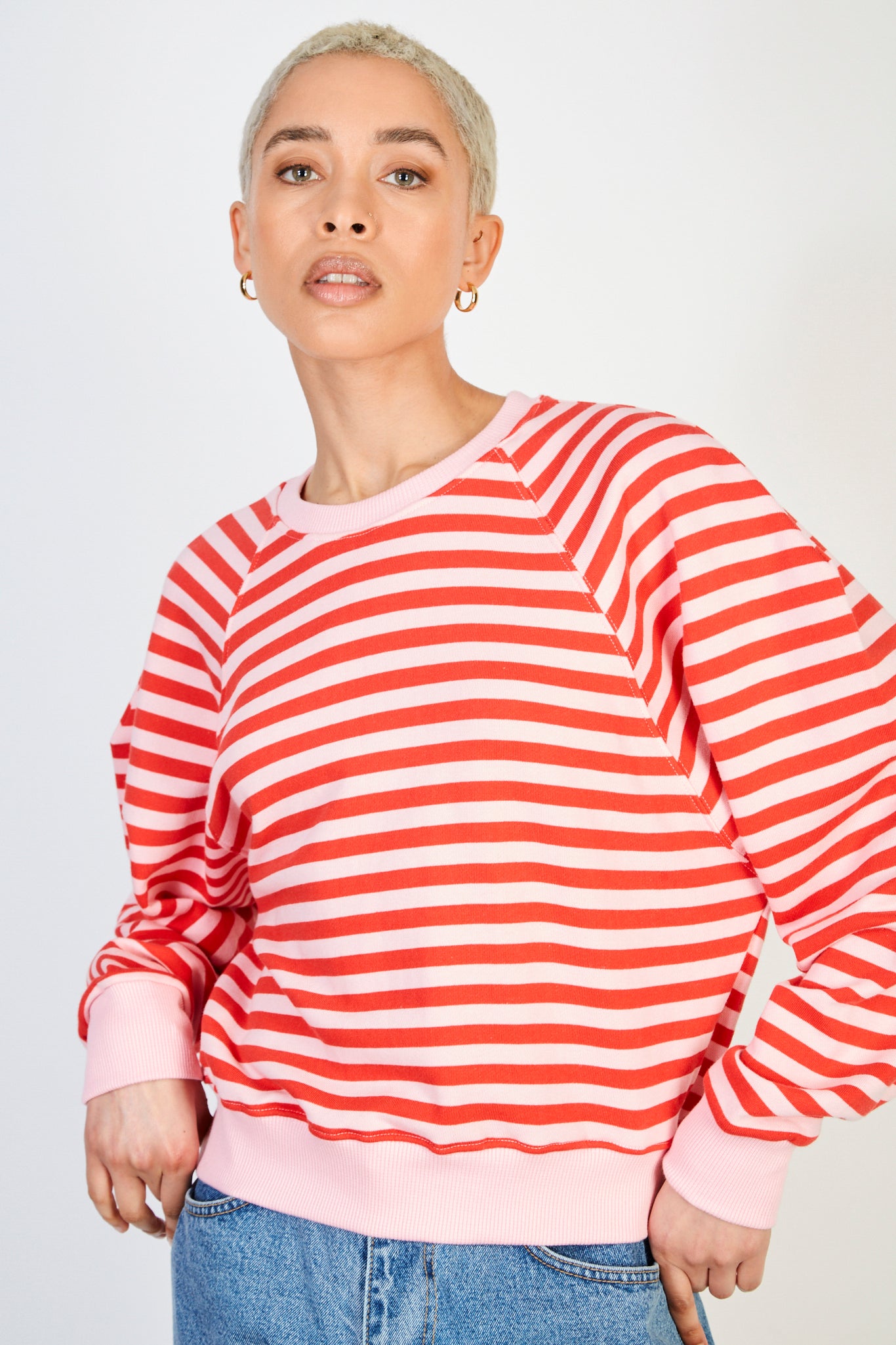 Pink and red horizontal stripe sweatshirt_3