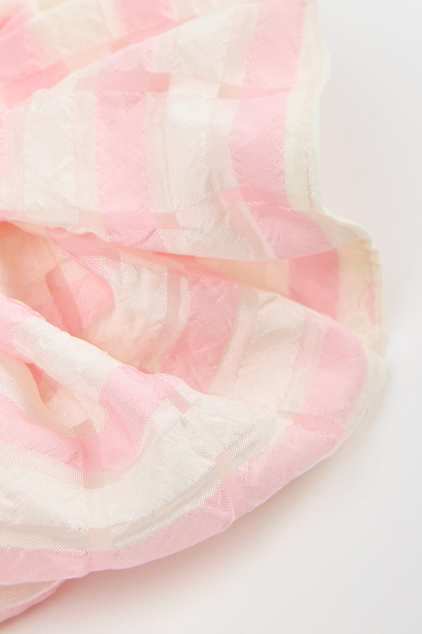Pink and white checked scrunchie_2