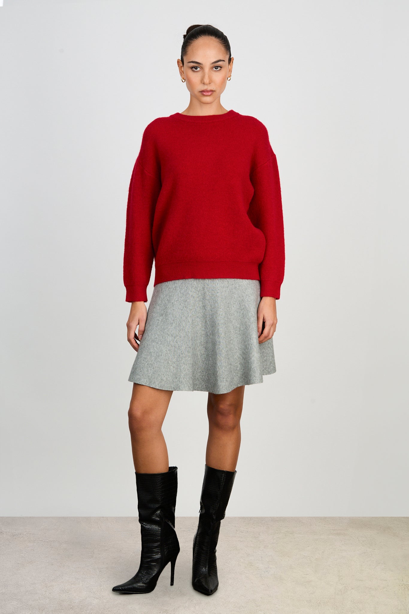 Red bold crew neck jumper_4