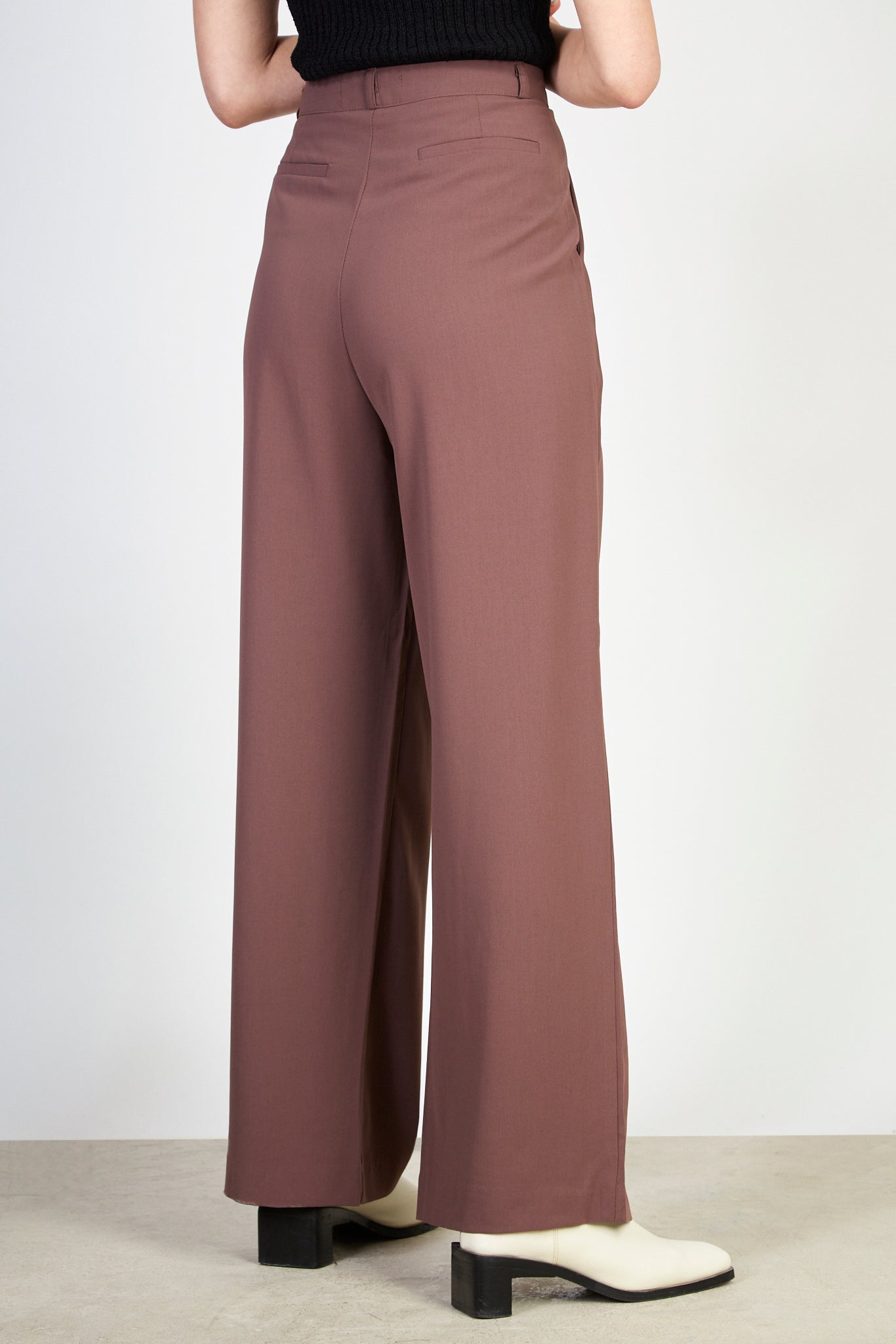 Red brown smart pleated trousers_2