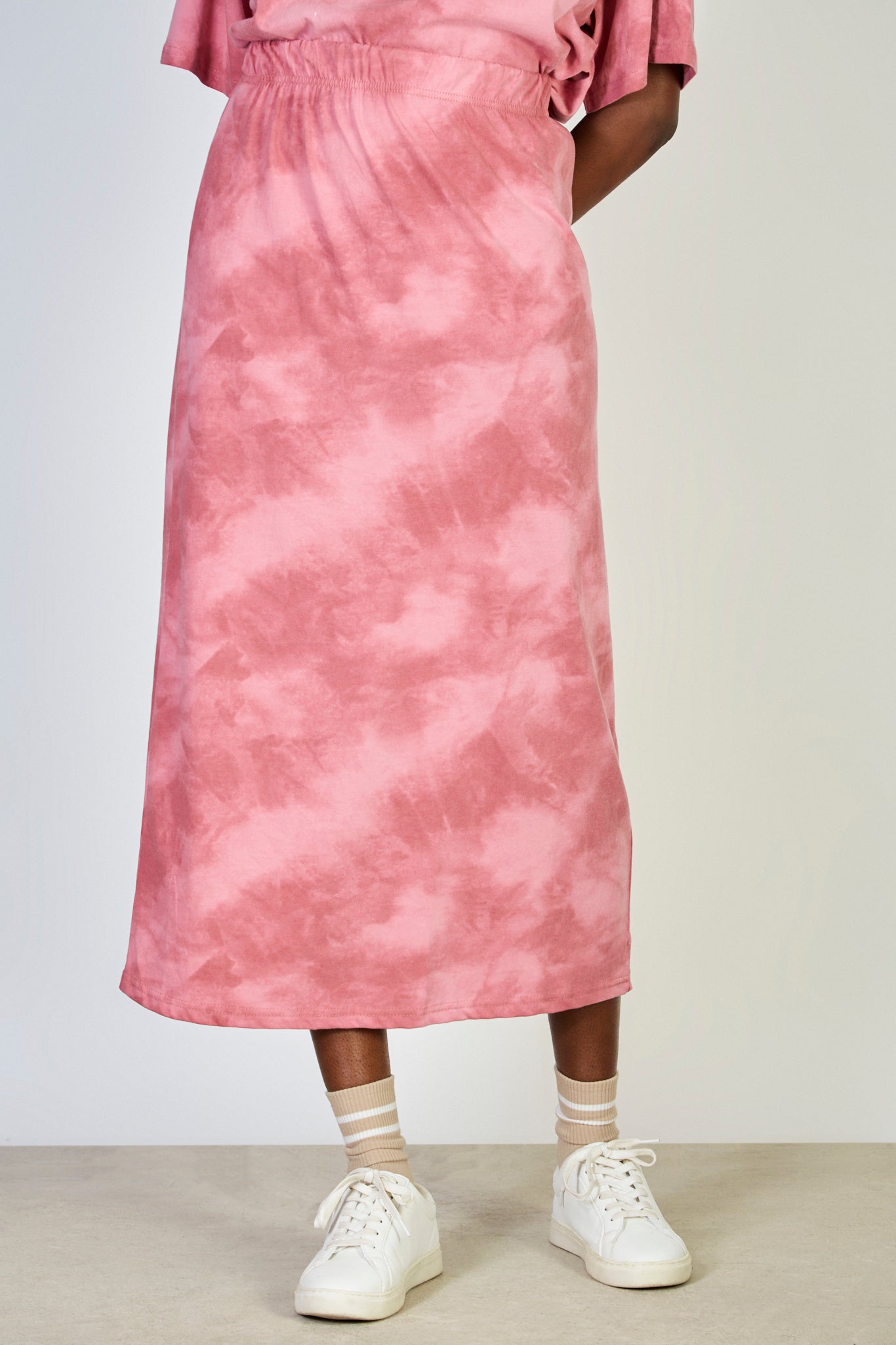 Red tie dye maxi skirt_1