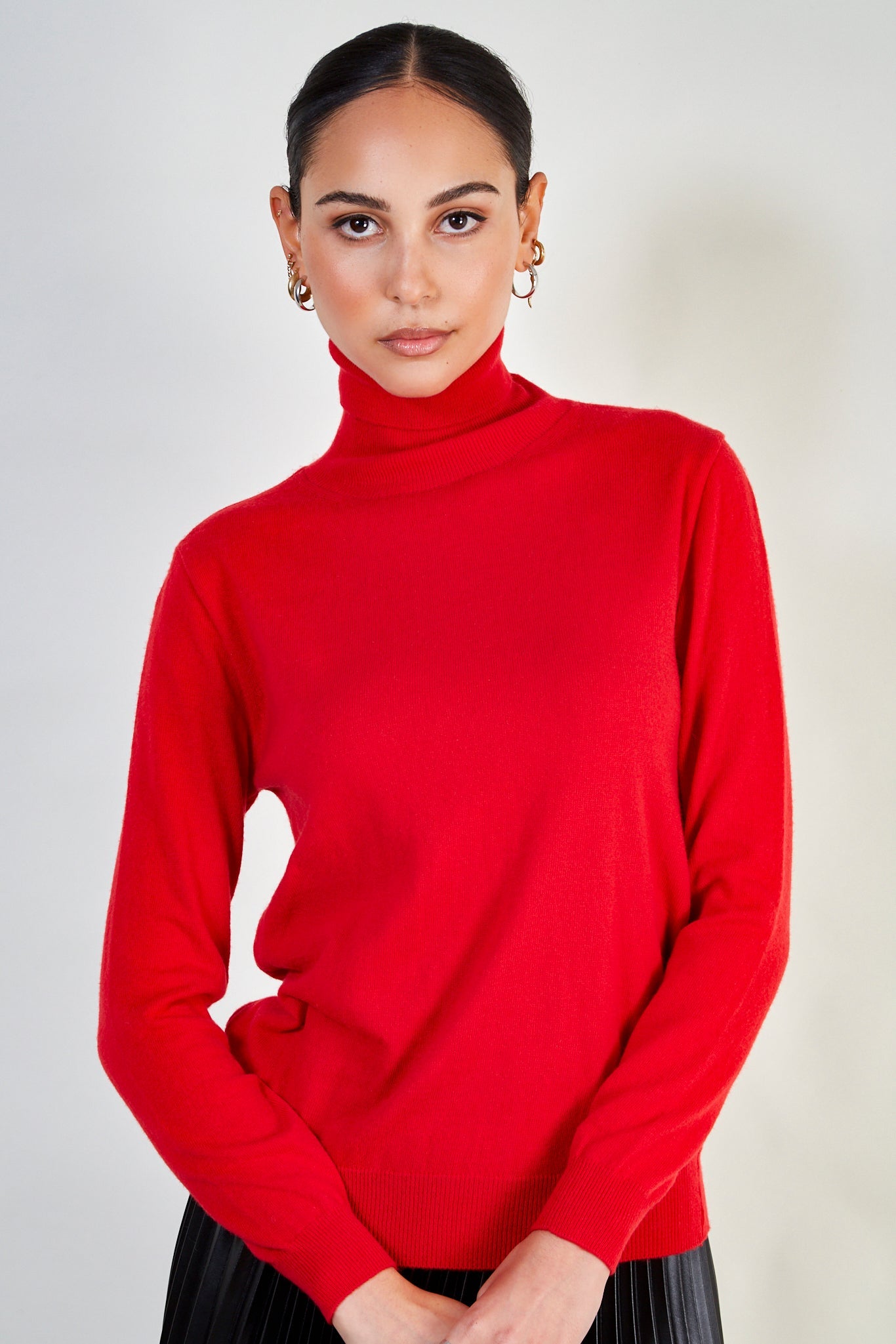Red cashmere blend turtleneck_1